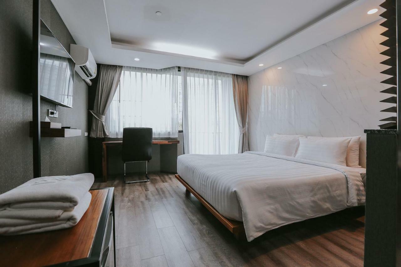 Hotel Link