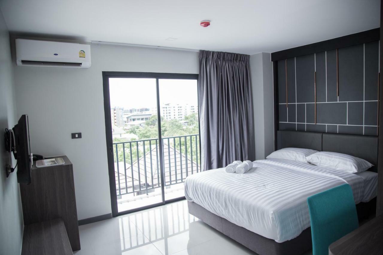 Hallton Bangkok