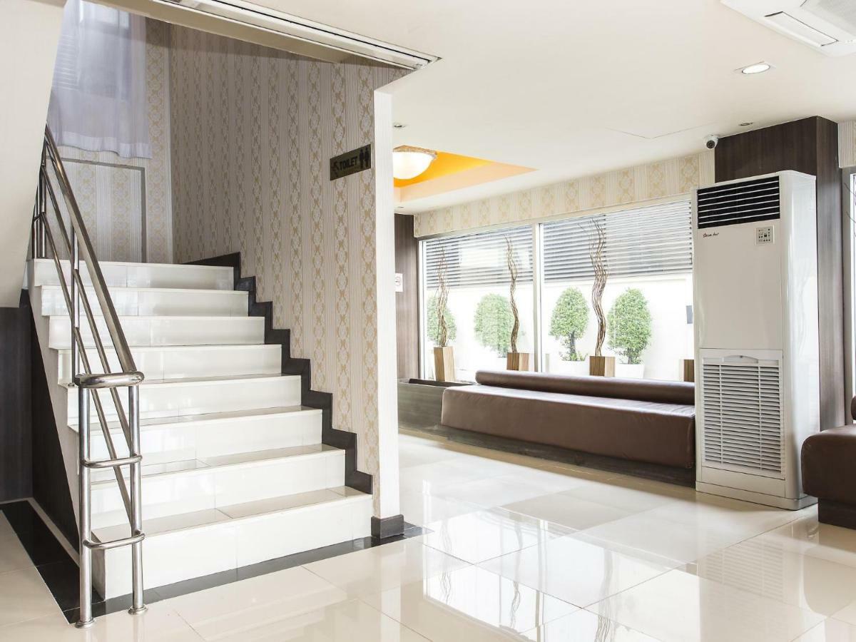 The Bells Hotel 3*