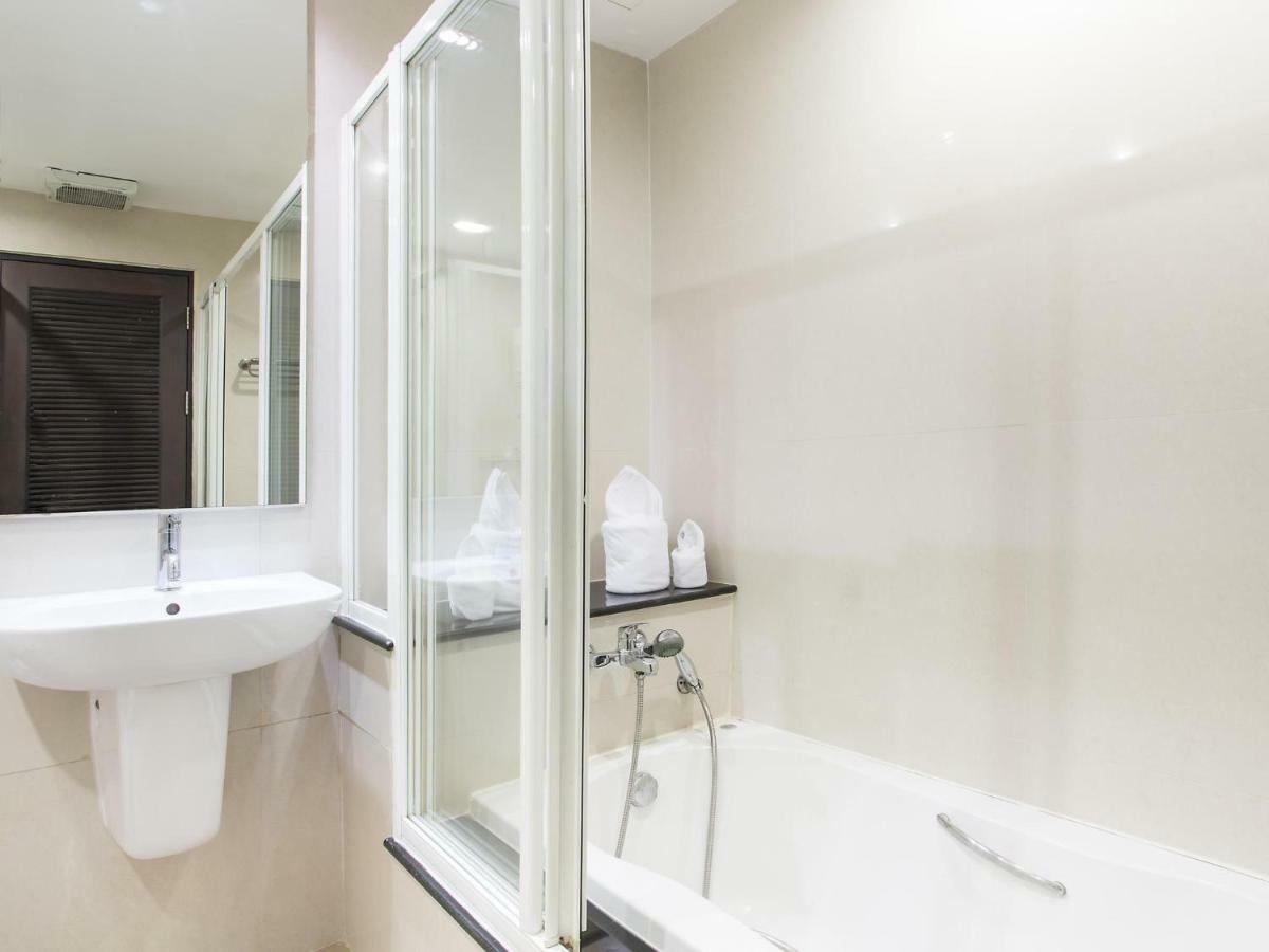 The Bells Hotel 3*