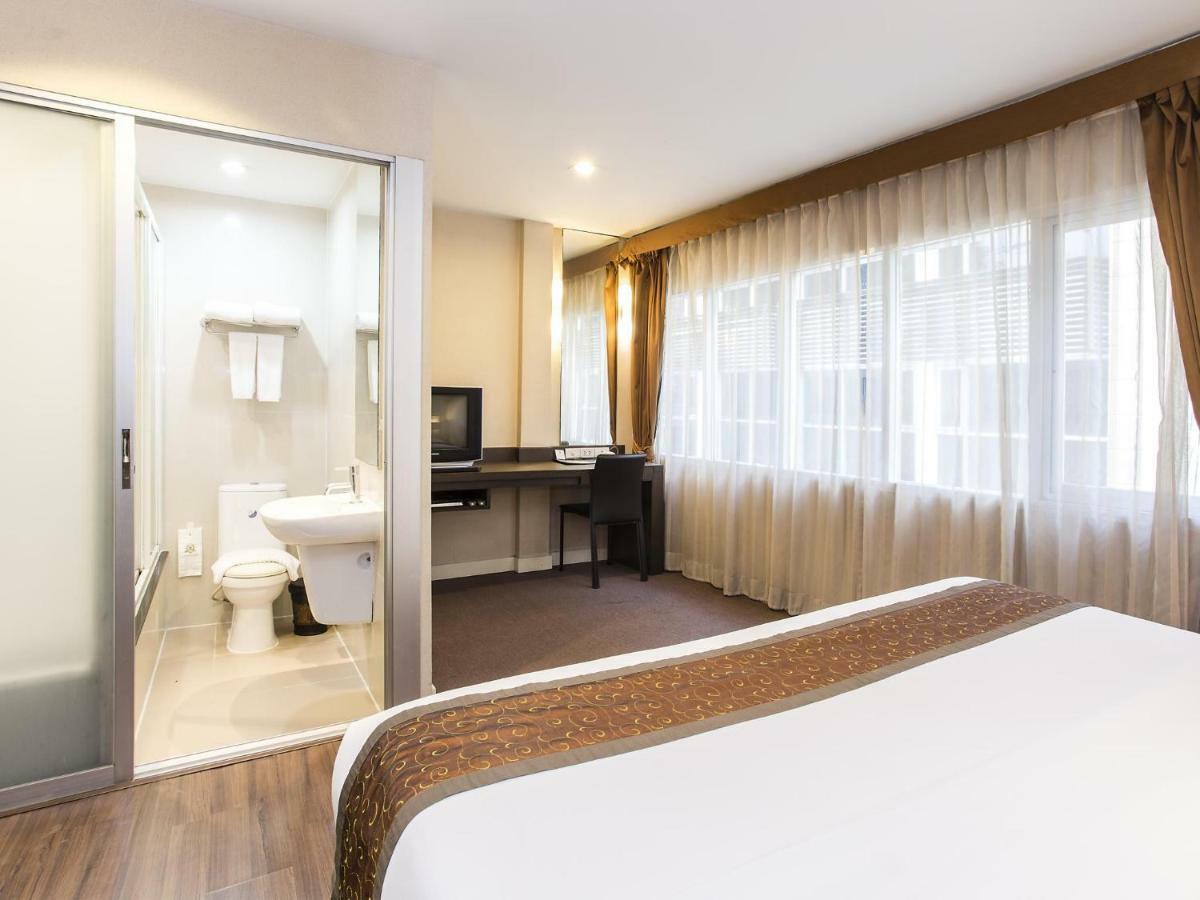 The Bells Hotel 3*
