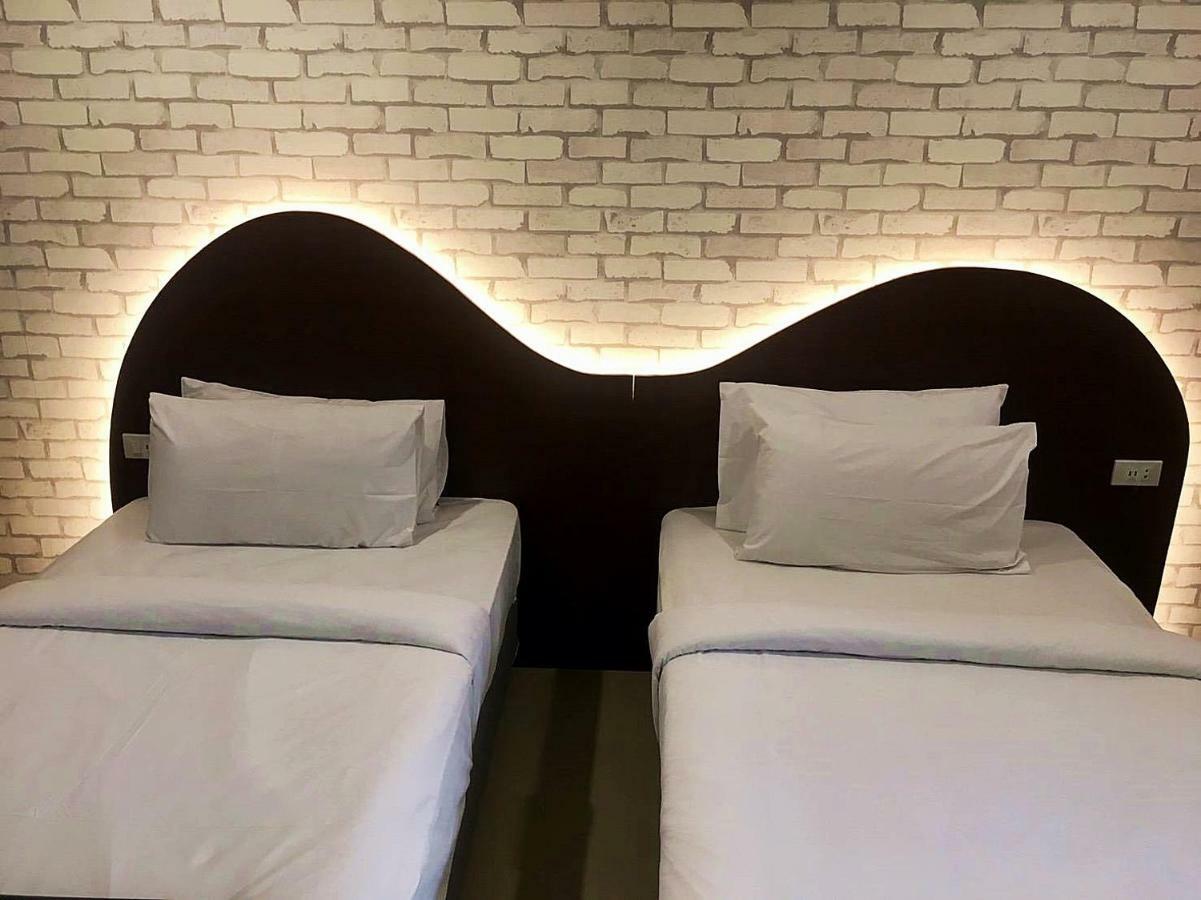 Ton Aor Place Hotel