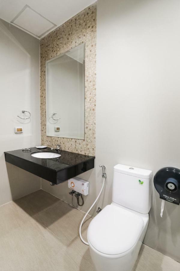 Greenview Ekkamai10 Hotel Bangkok