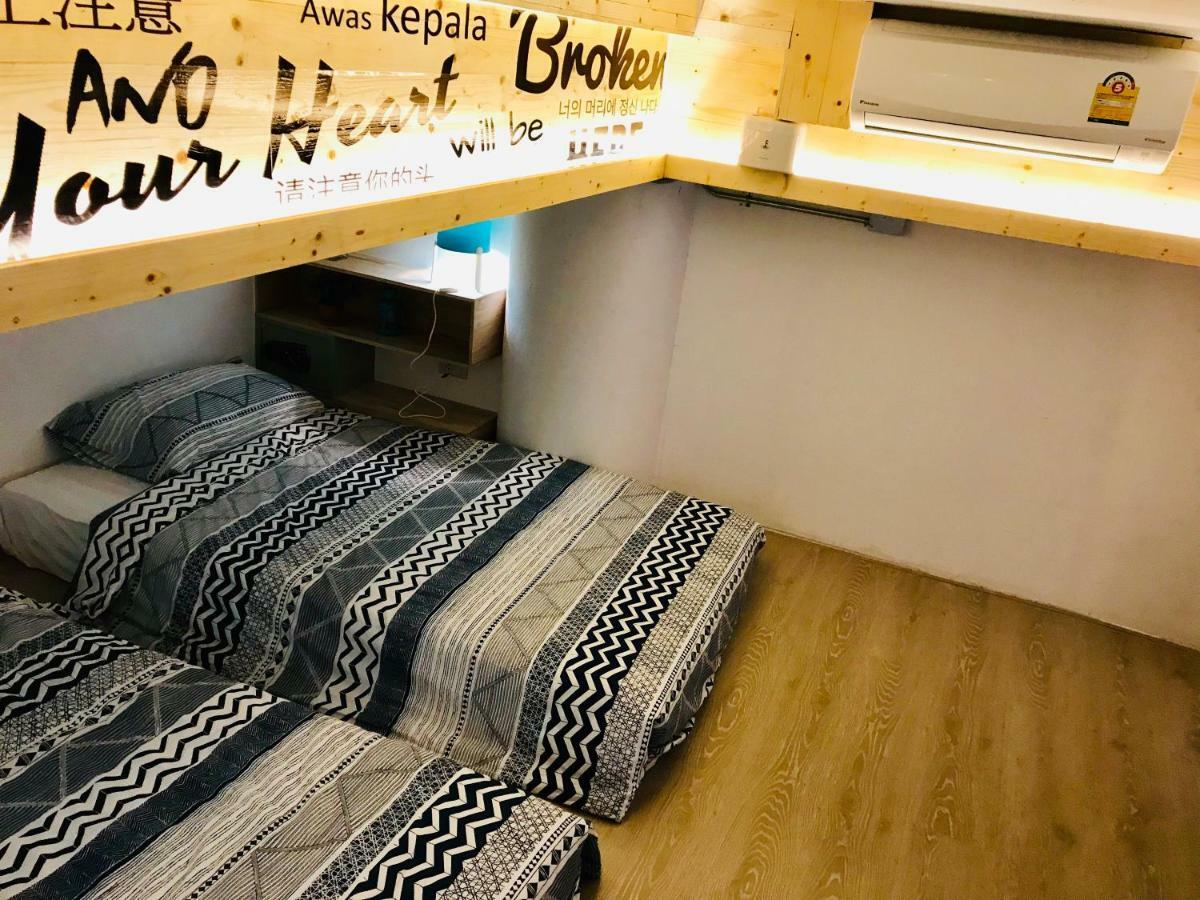 Blu Ari Stylish Gay Poshtel *