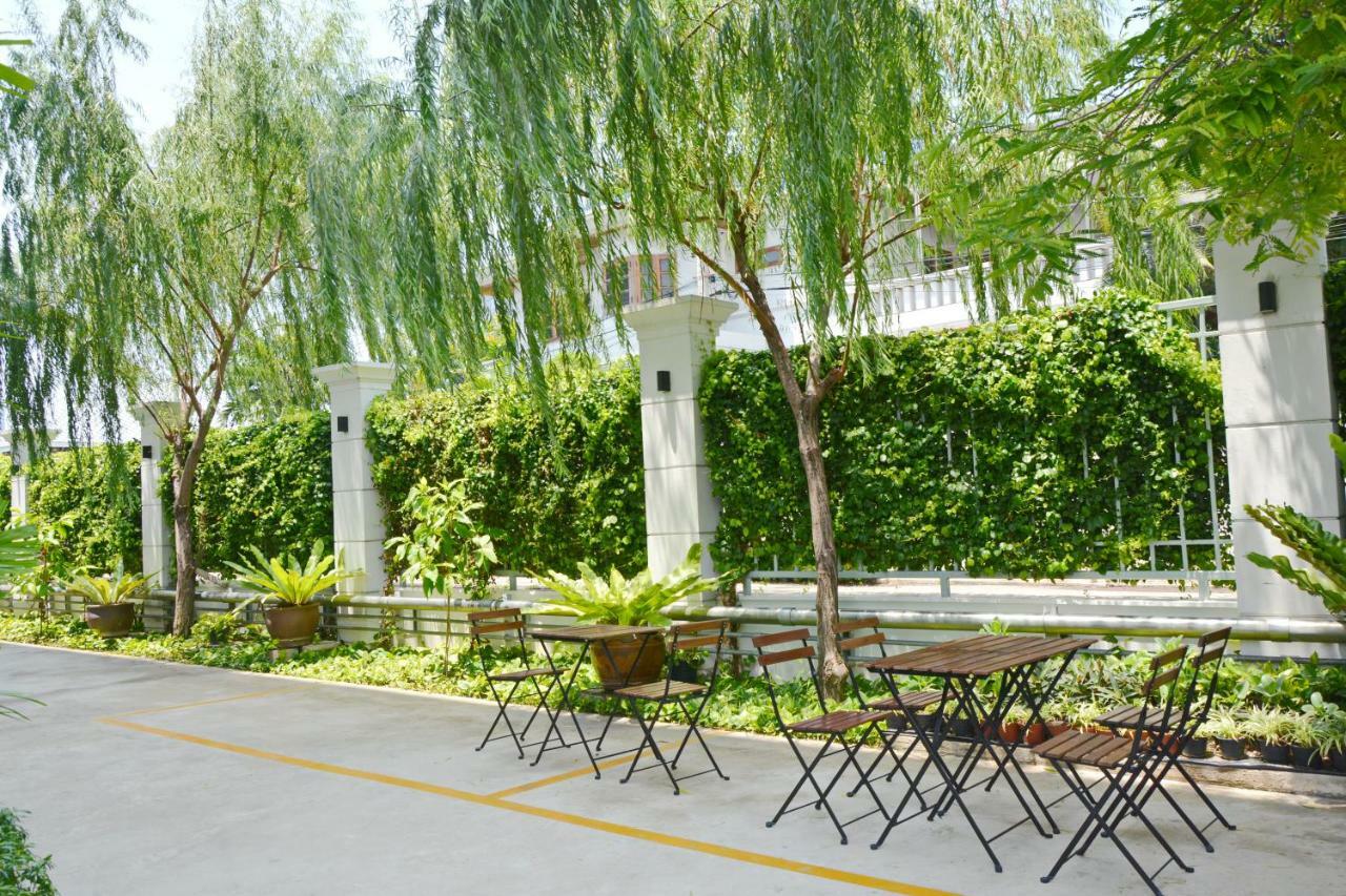 Siam Tharadol Hotel Banguecoque