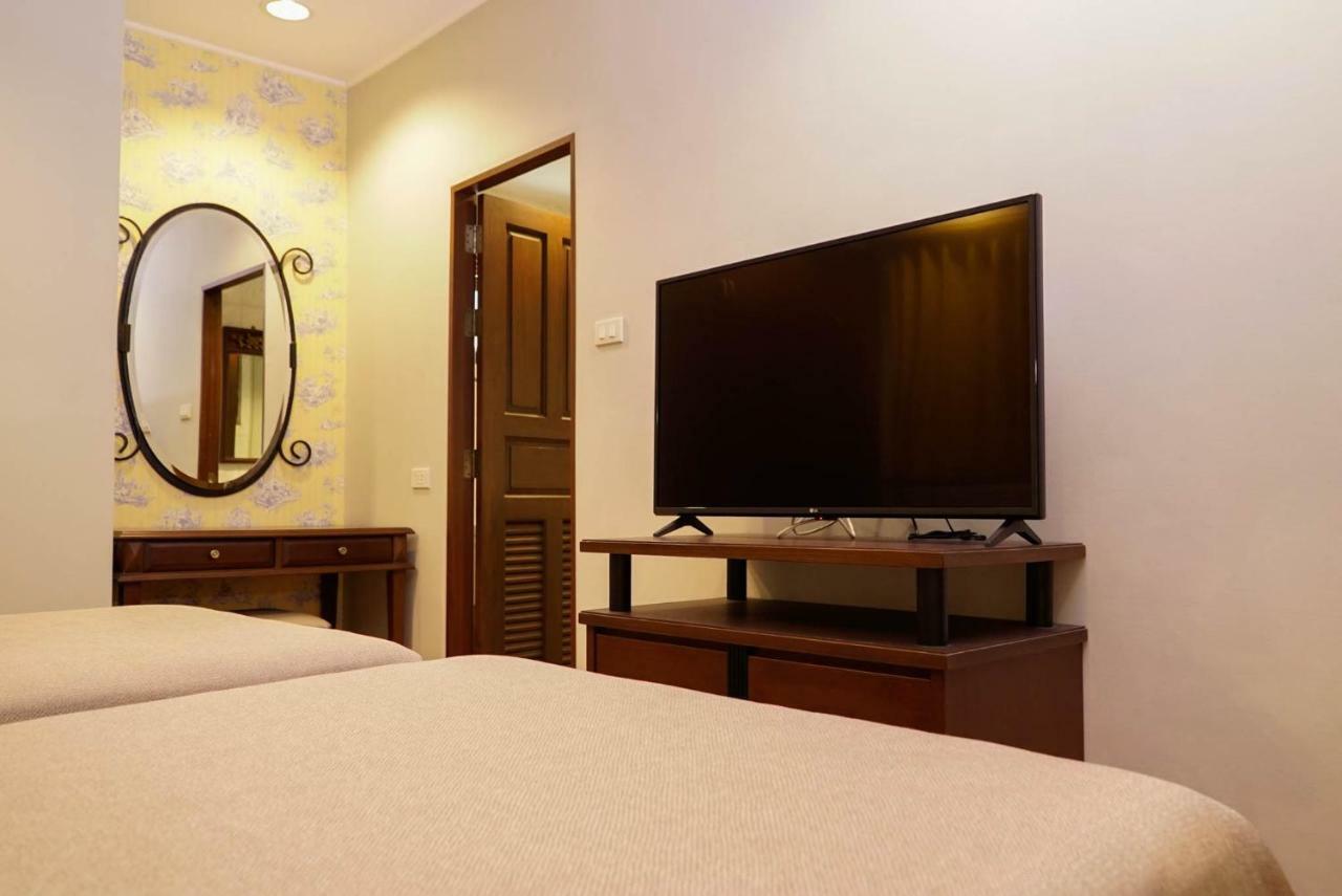 Sara Hotel 3*