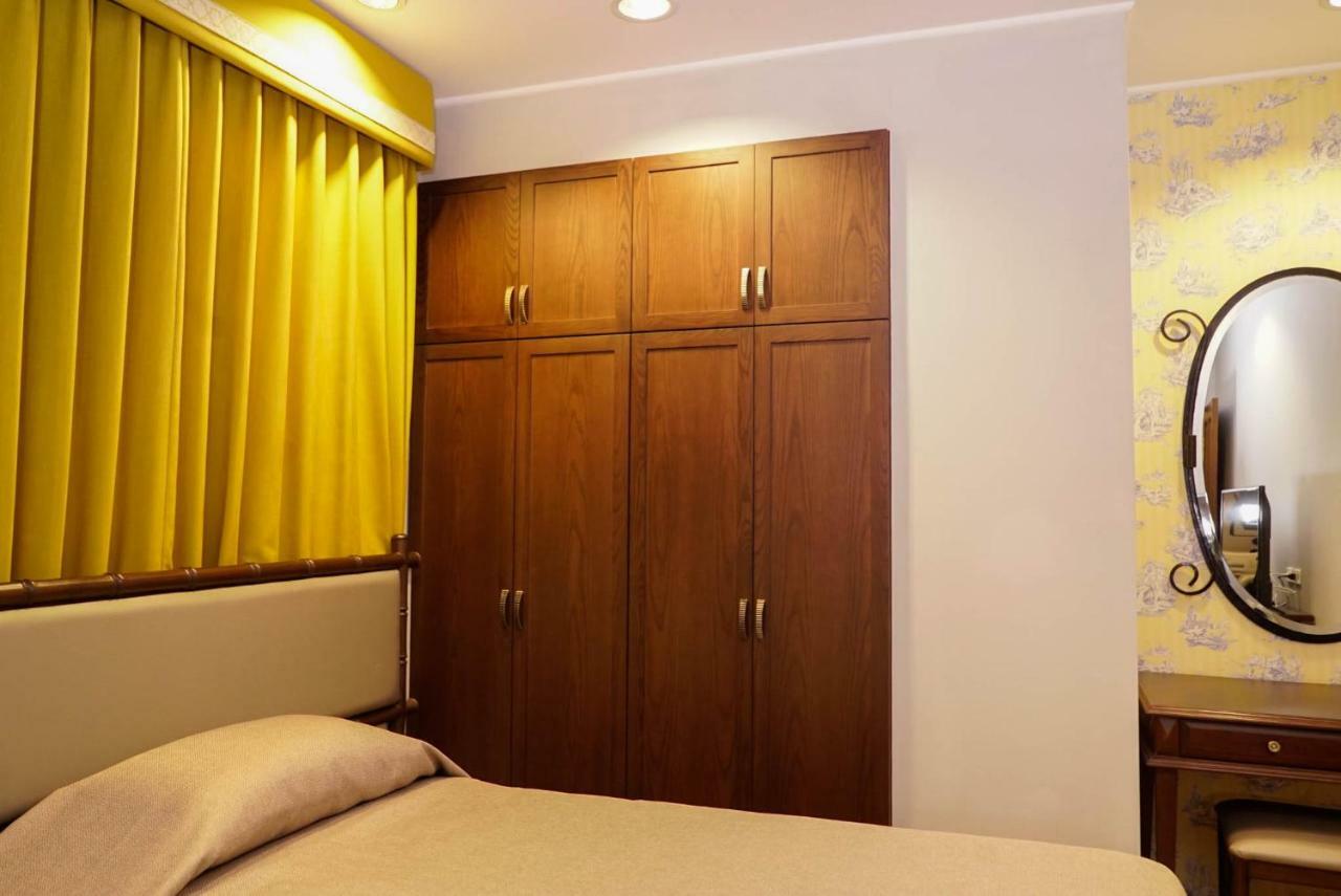Hotel Sara 3*