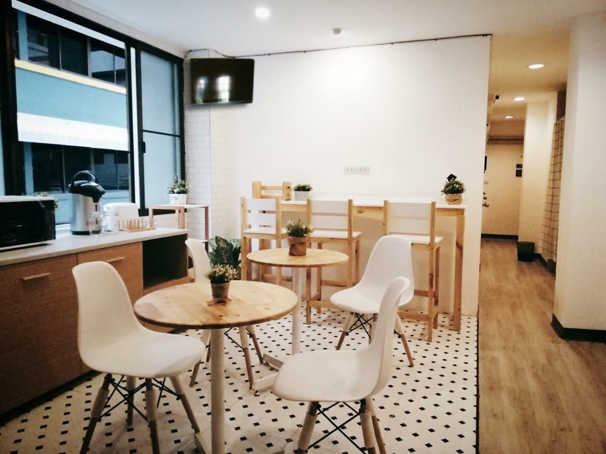 White House Hostel Bangkok