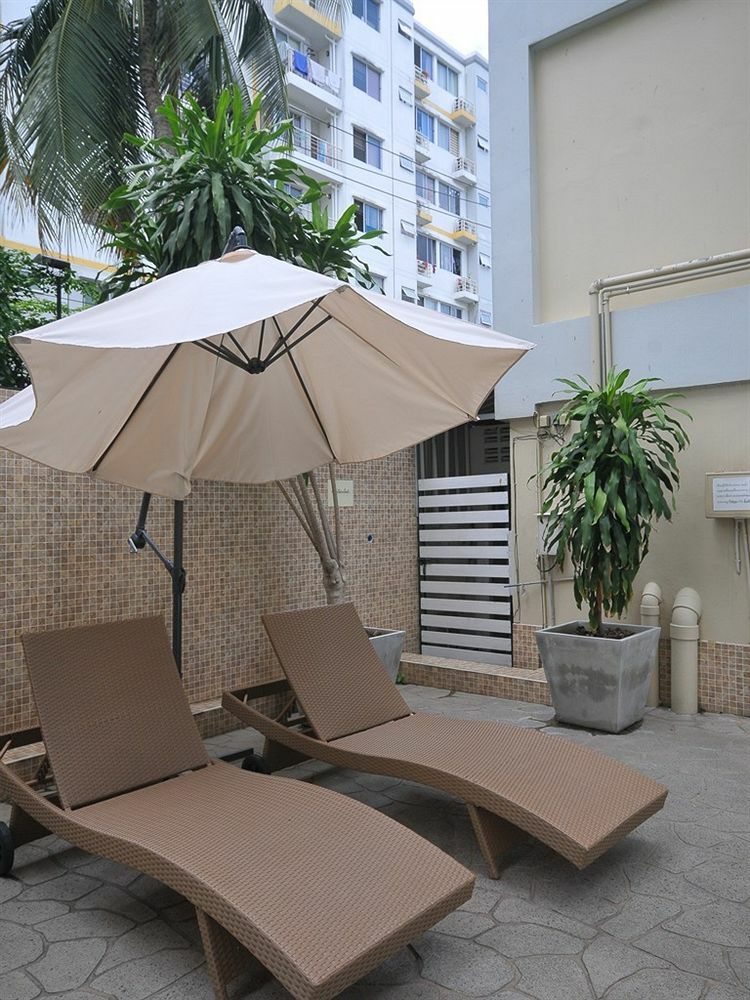 Inn P Park Charansanitwong 2*
