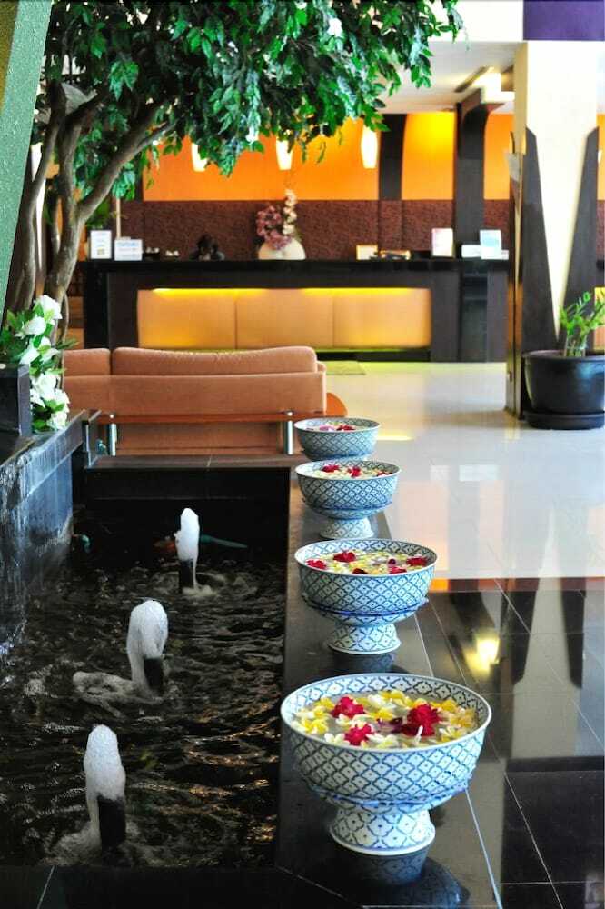 Natural Spa And Tempat peranginan