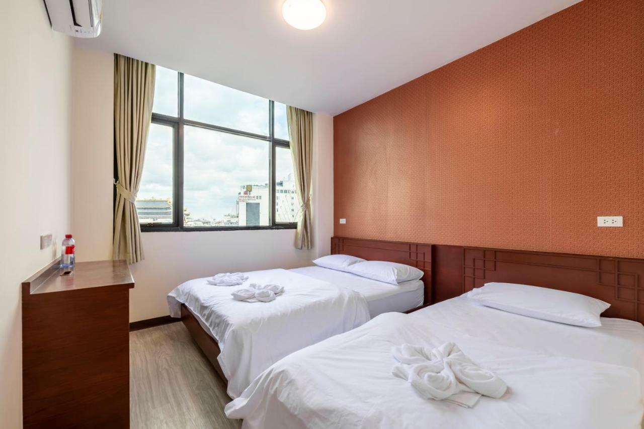 Scala Hostel *