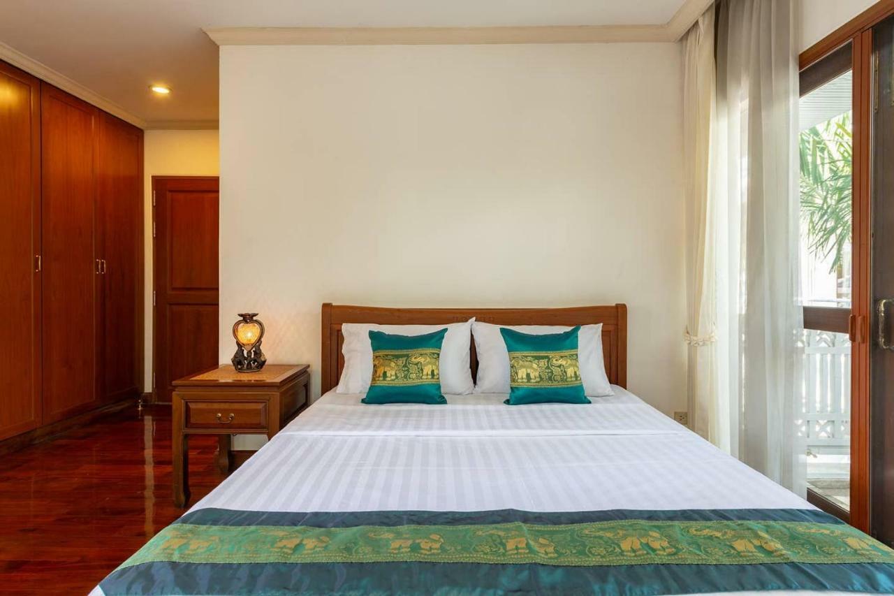 Royal River Park 102/11 Apartemen *
