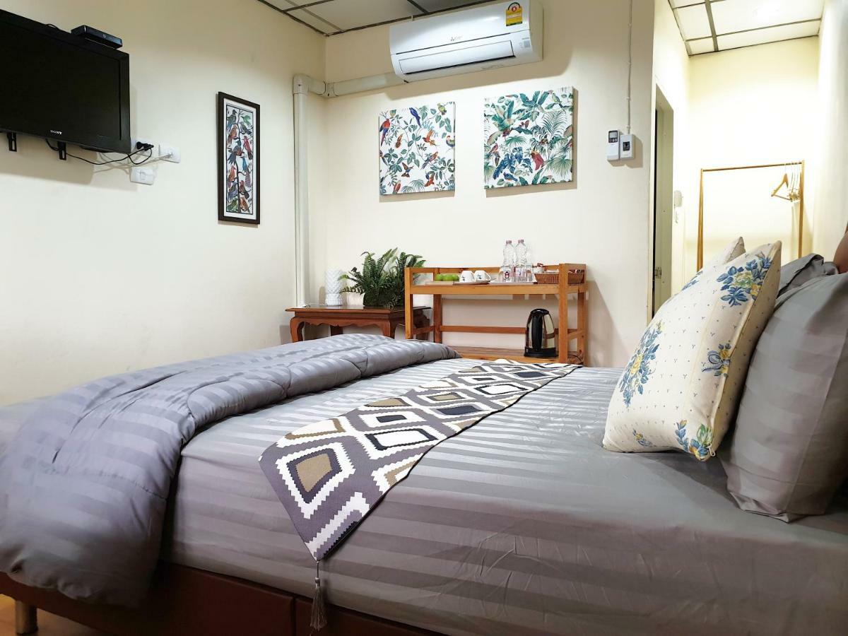 Bed & Breakfast 297 Nature Bangkok