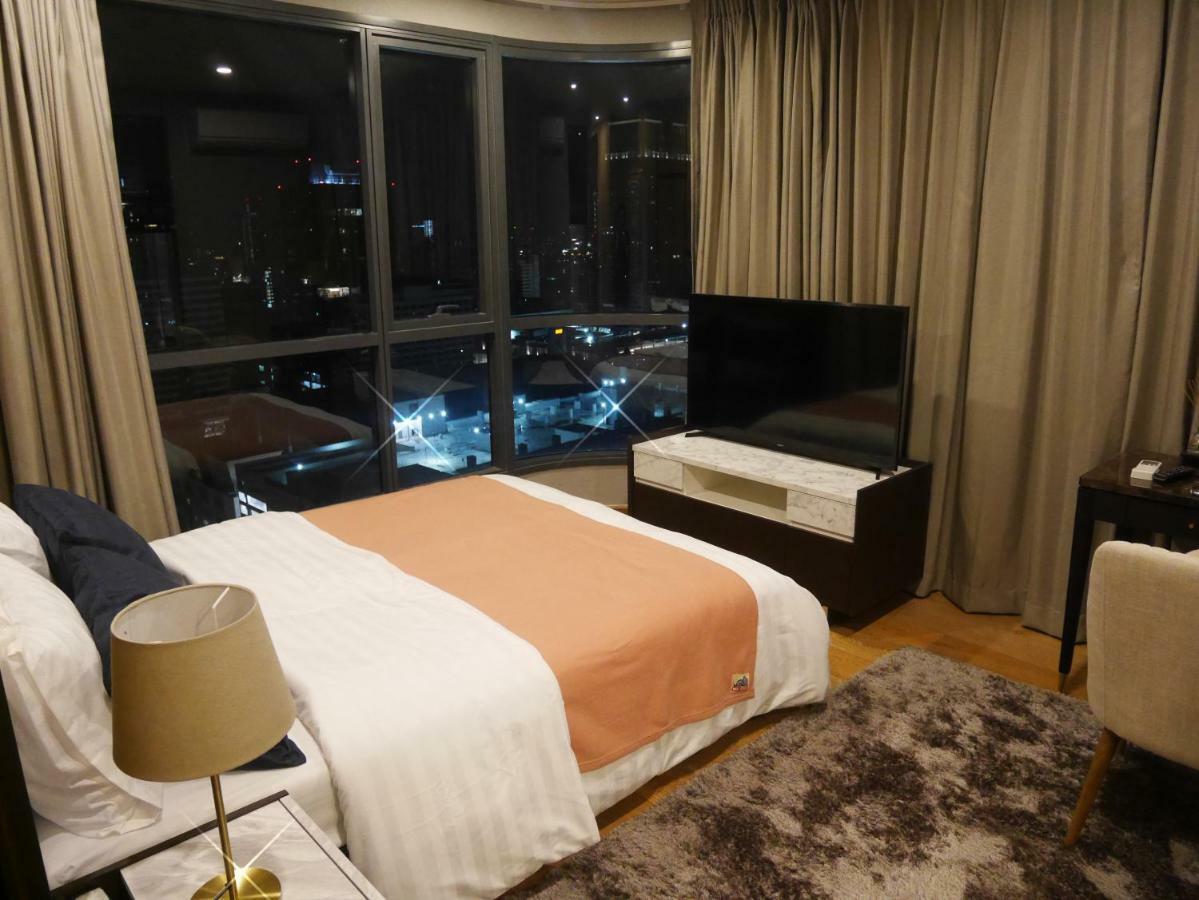 Q Chidlom 33f25 Bangkok
