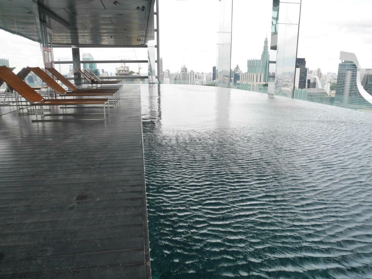 Q Chidlom 33f25 * Bangkok
