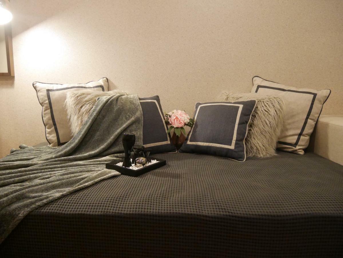 Q Chidlom 33f25 Apartment