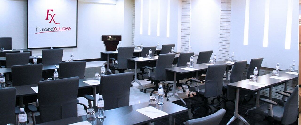 Furamaxclusive Sathorn, Hotel 4*
