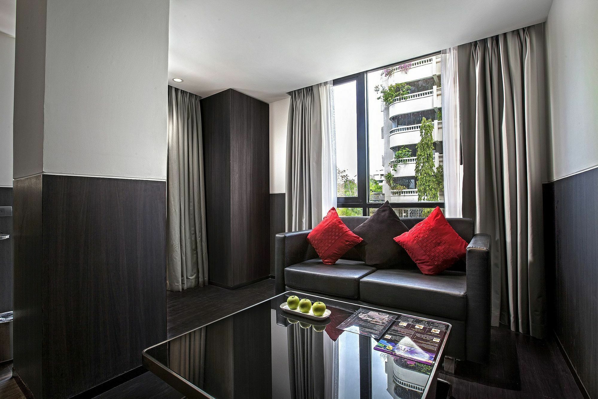 Galleria 12 Sukhumvit By Compass Hospitality Hotel 4*
