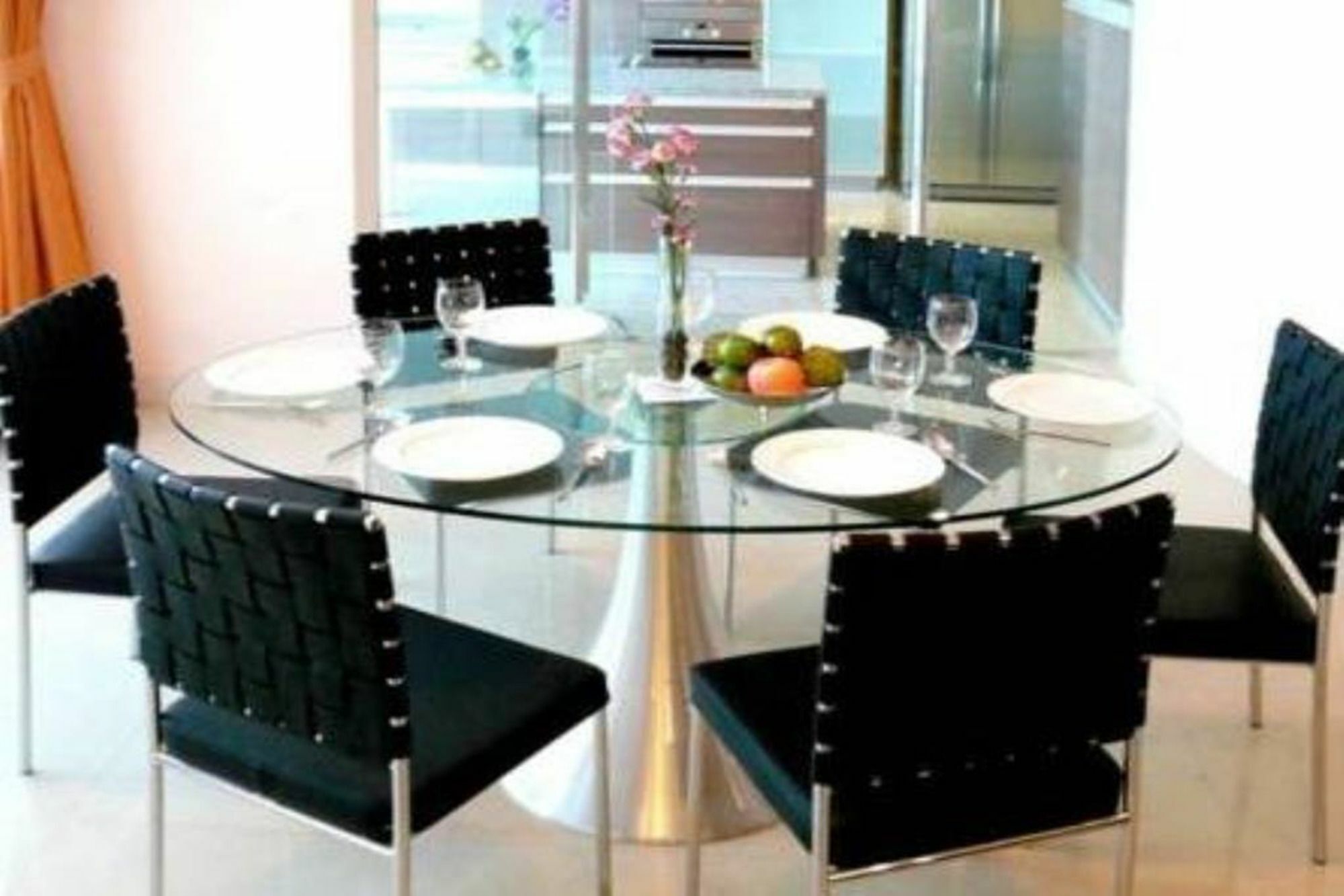 Aparthotel Seven Place Executive Residences 3*
