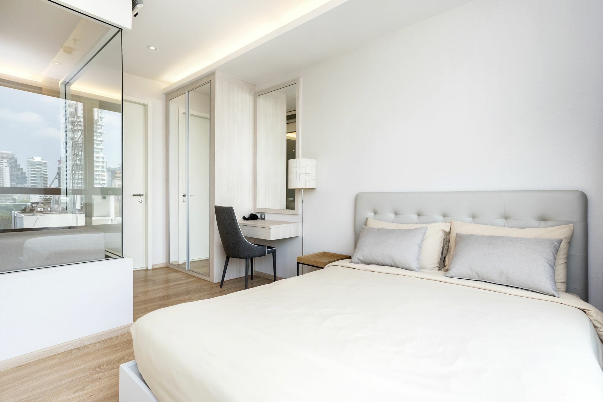 Apartment Alluring At Phromphong By Favstay