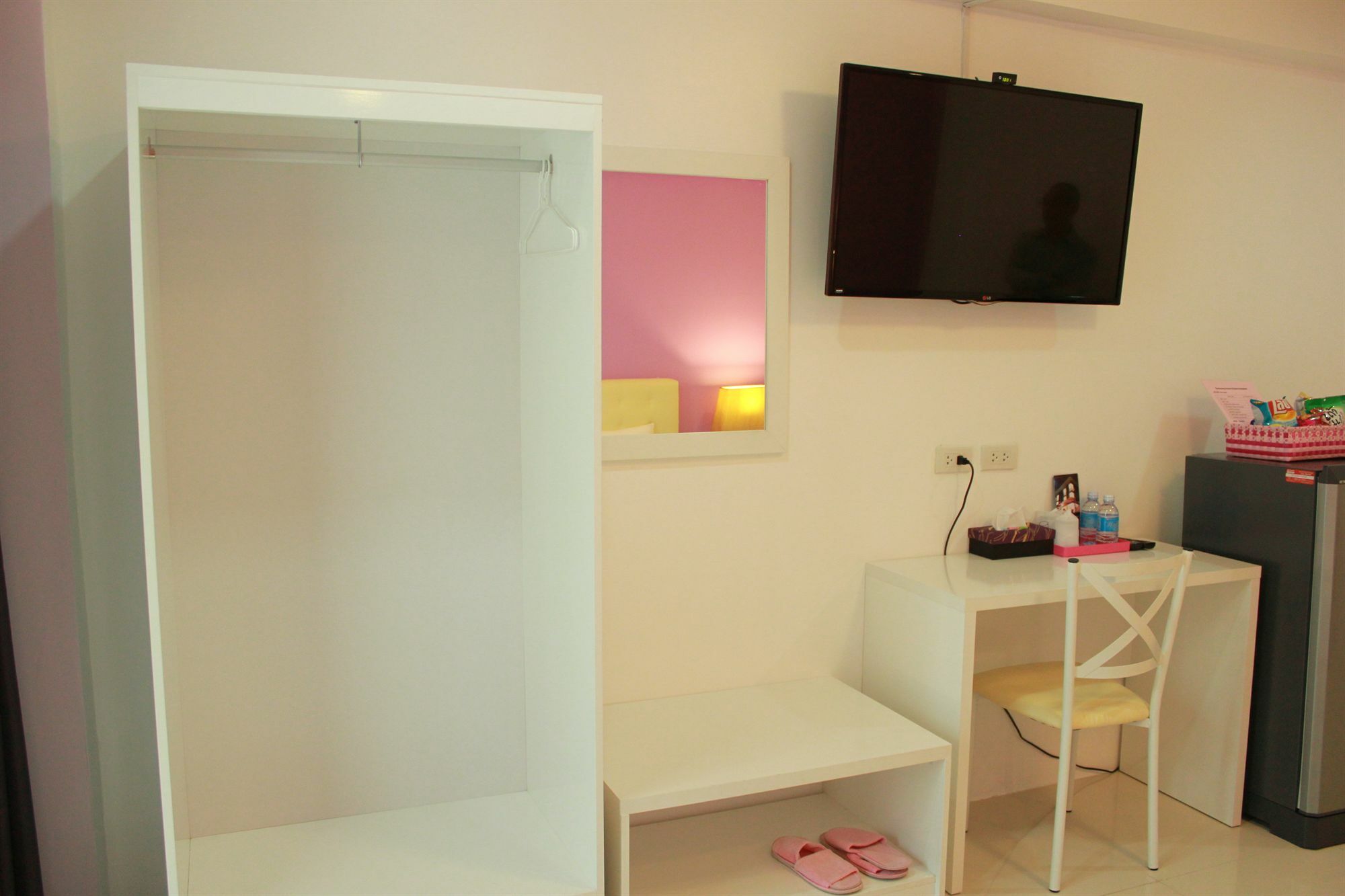 Don Mueang Airport Modern Aparthotel 2*