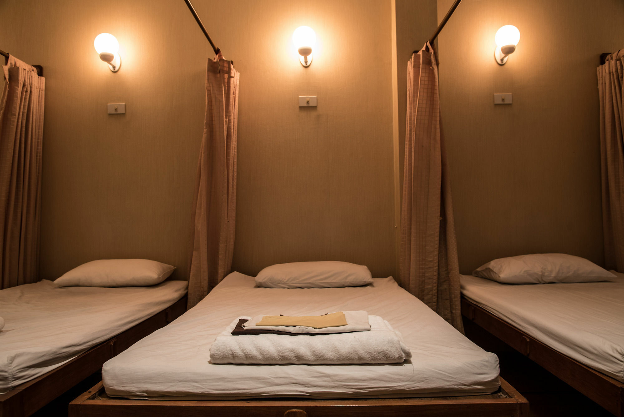 Hostel Bed & Body