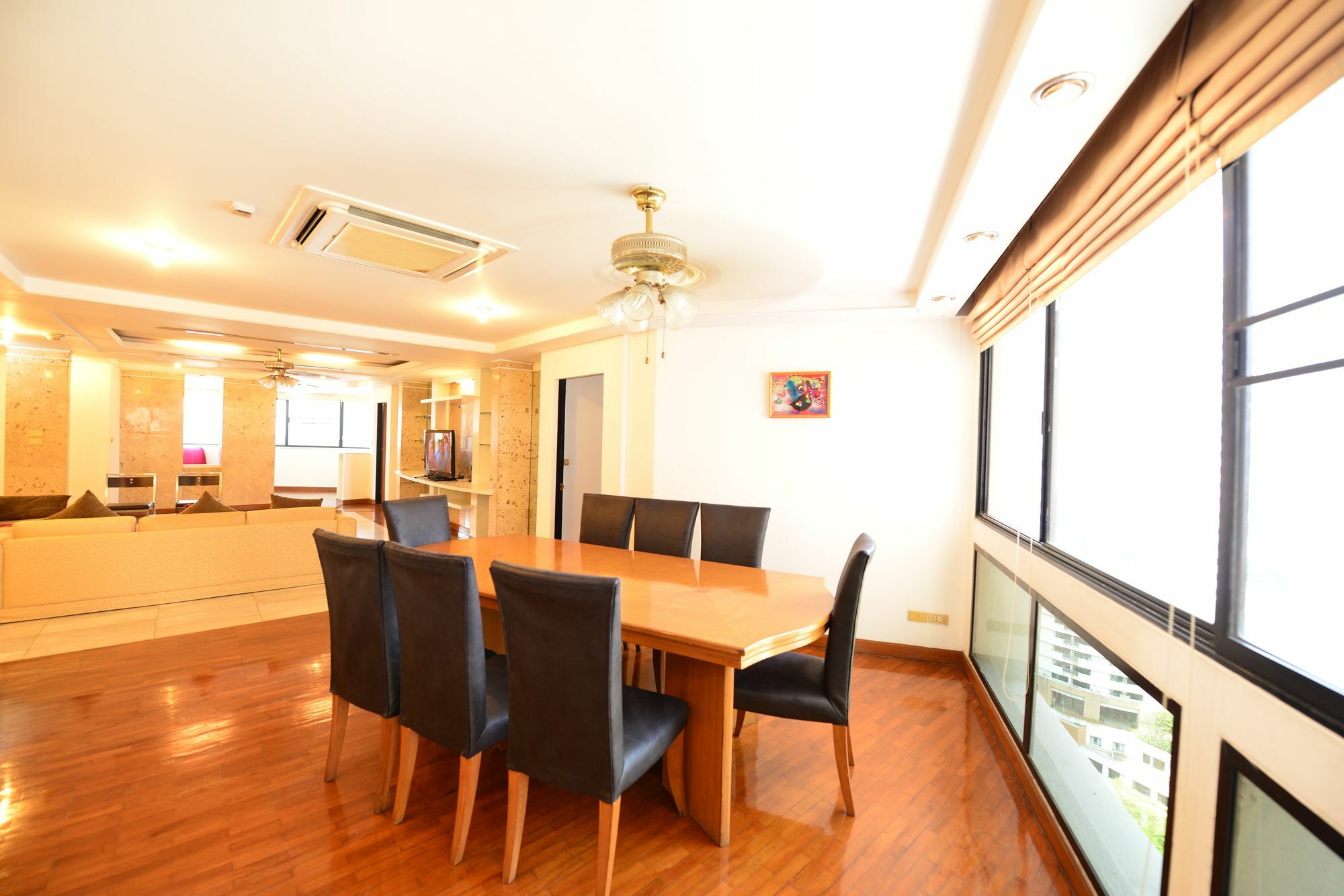 Ebony Tower At Parkview Towers Apartment Bangkok