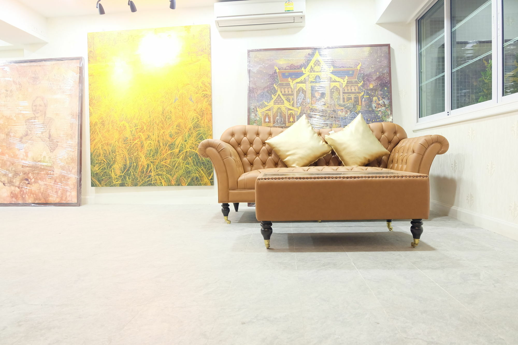 Inn Aree Art