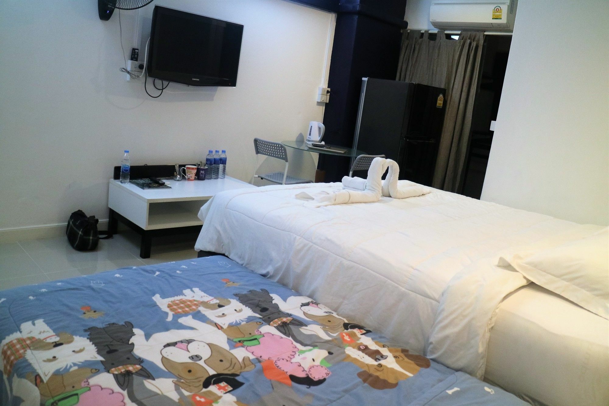 Hotel By Court 2*