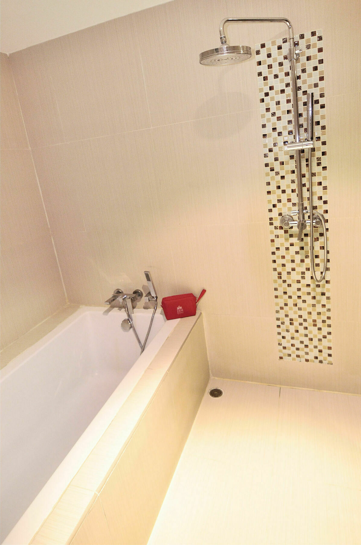 Hotel Zen Sukhumvit Soi 10