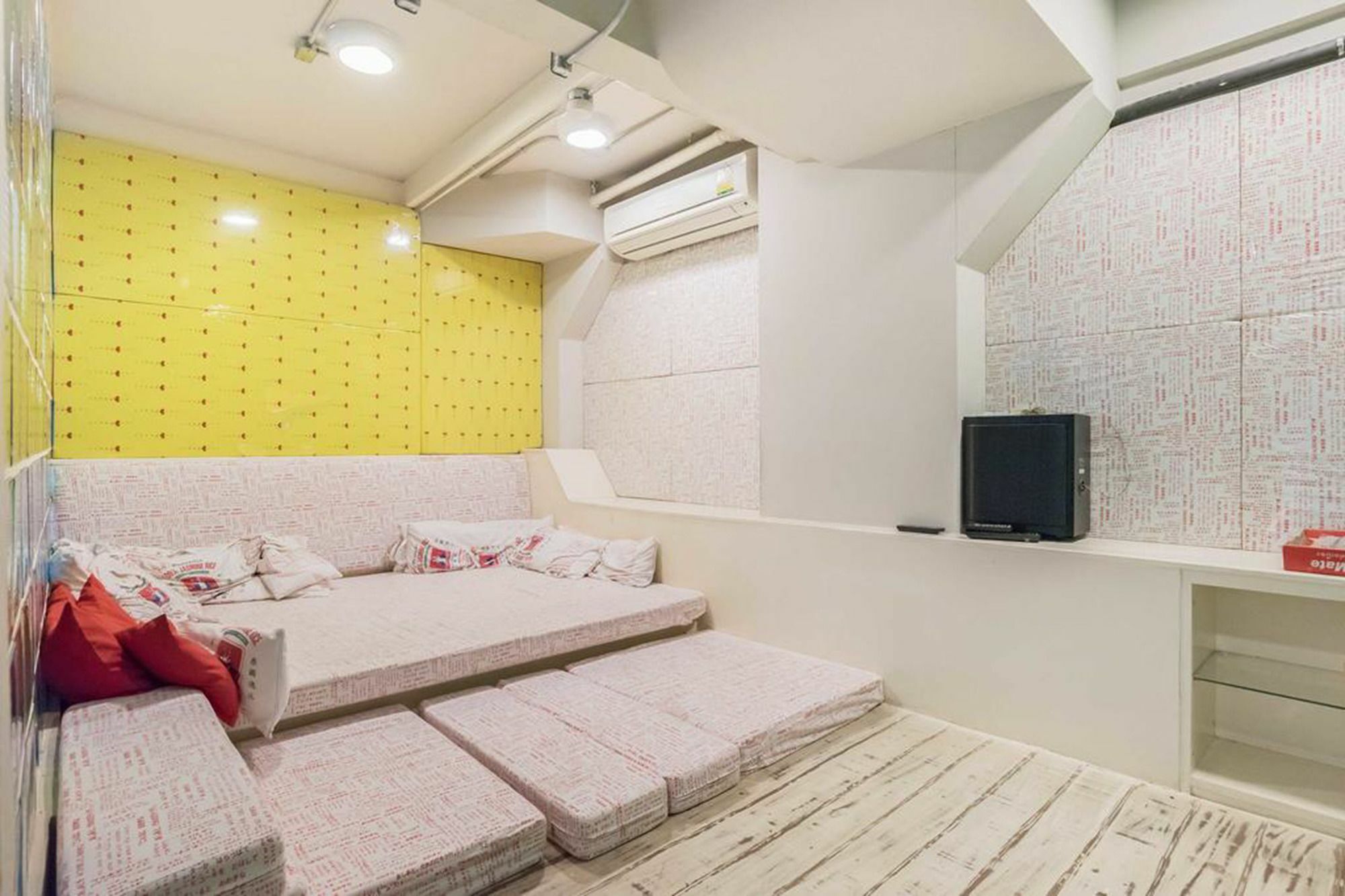 Saladaeng Gallery By Favstay Apartment