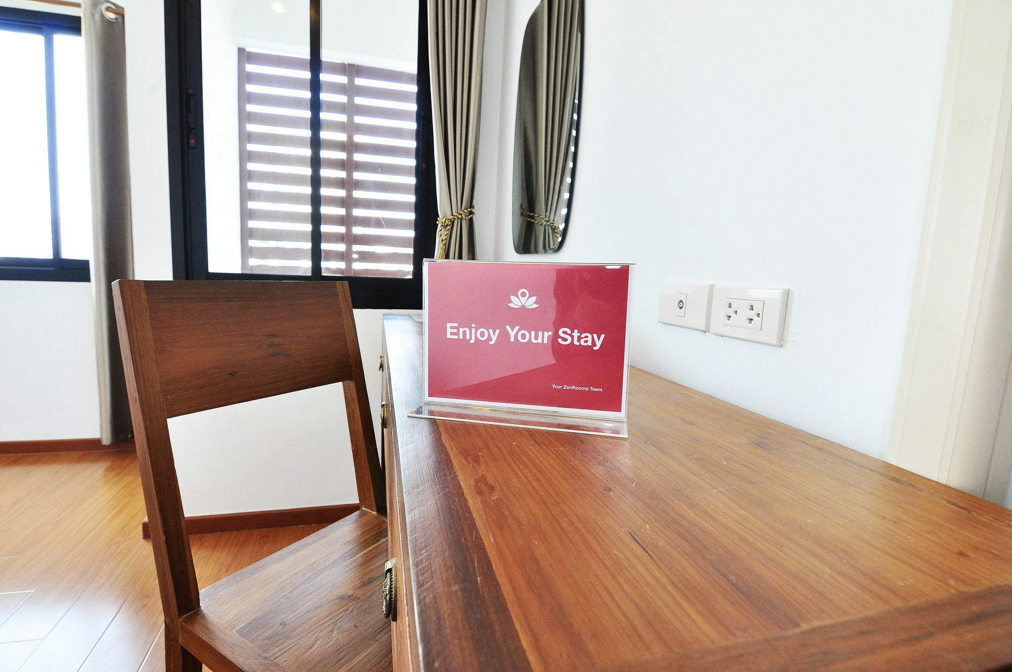 Zen Suthisan Hotel