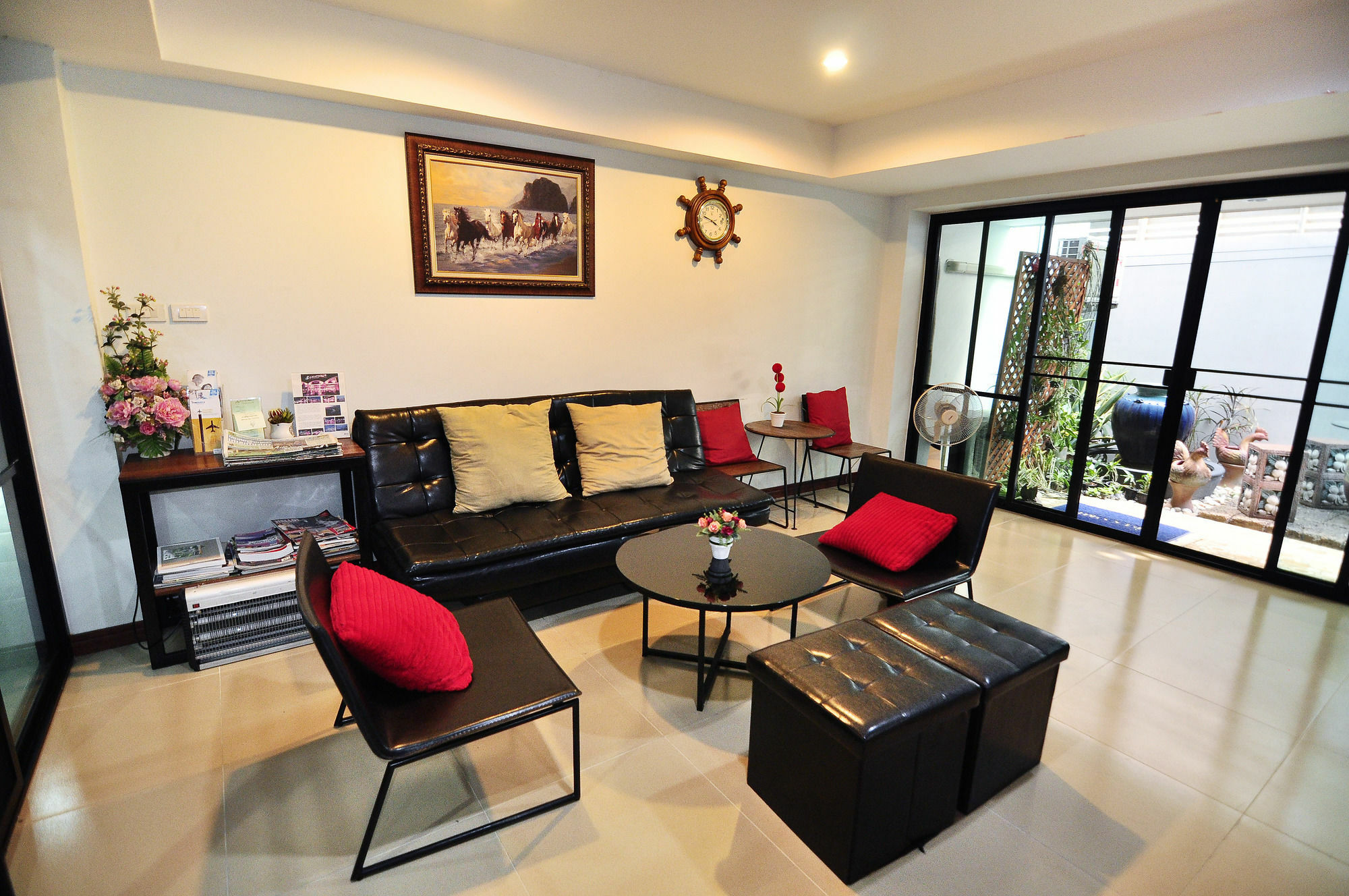 Hotel Zen Suthisan