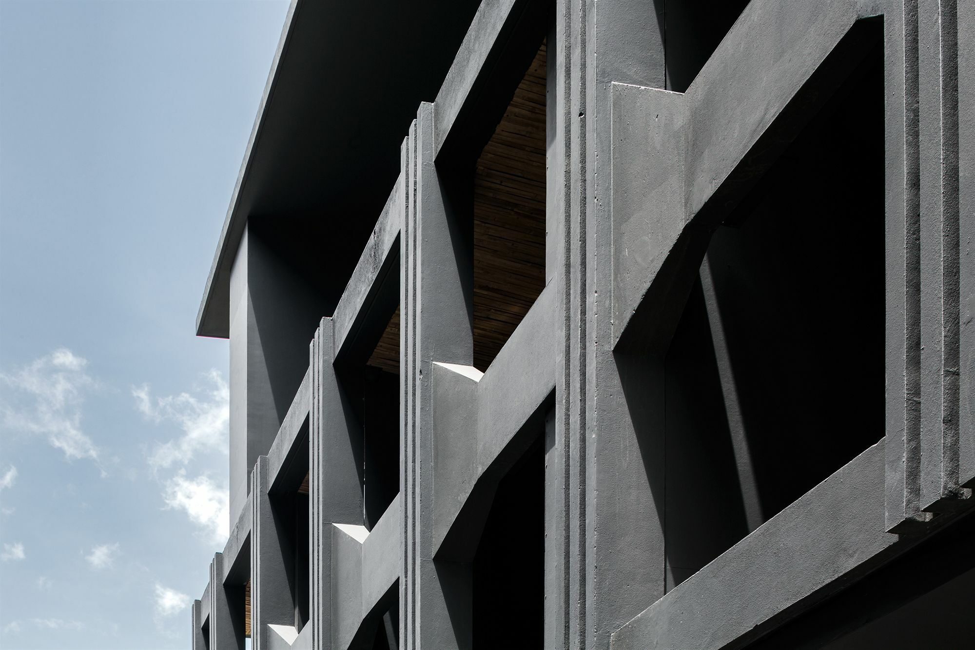 Yim Hostel *