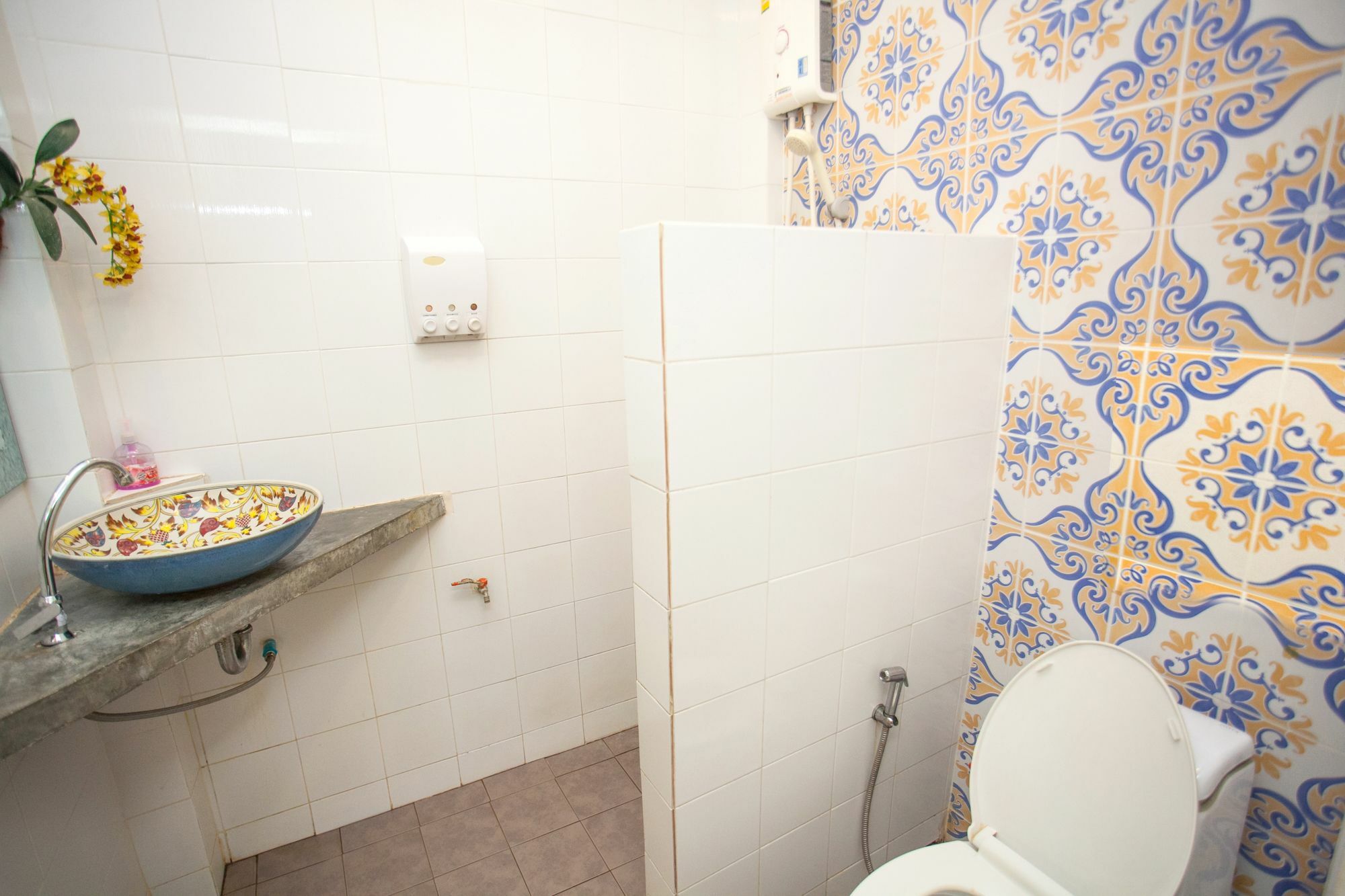 Hotel Laksameenarai Guesthouse - Hostel/Backpacker Accommodation 2*