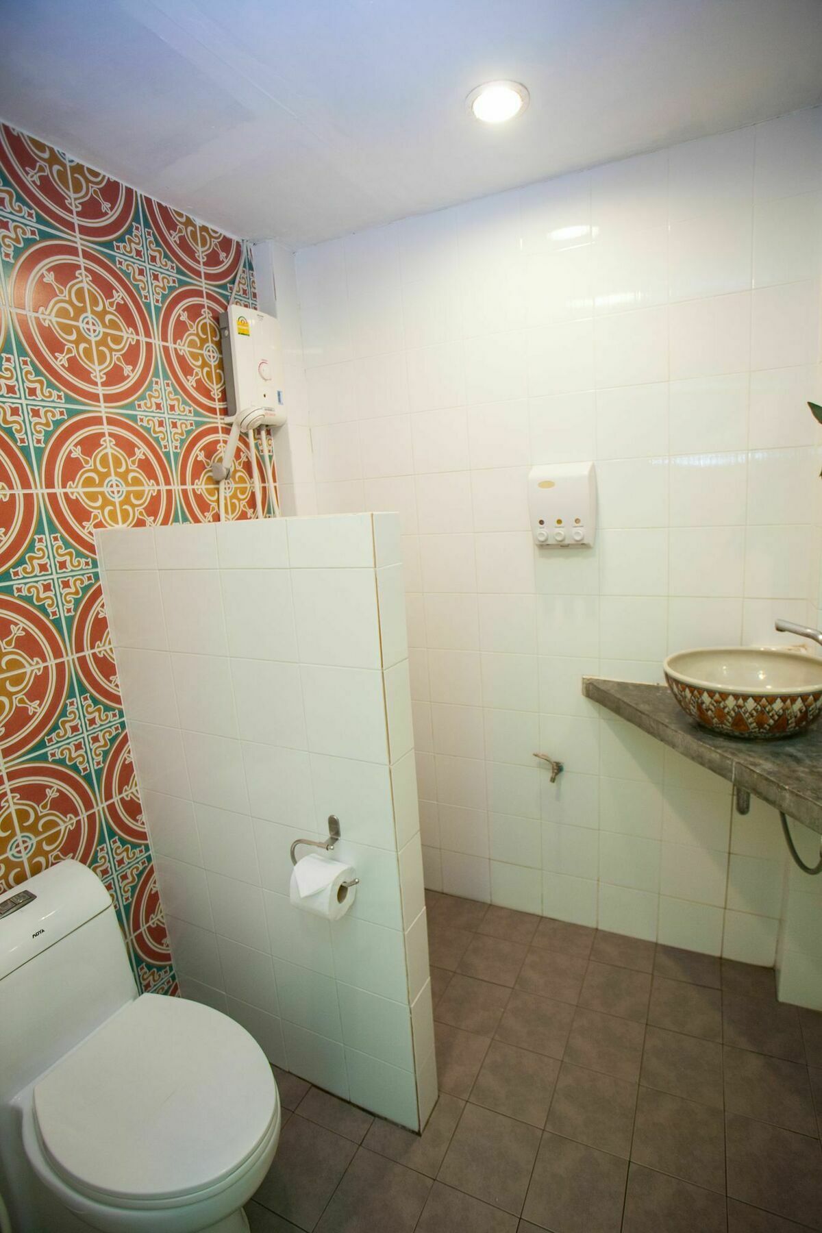 Hotel Laksameenarai Guesthouse - Hostel/Backpacker Accommodation