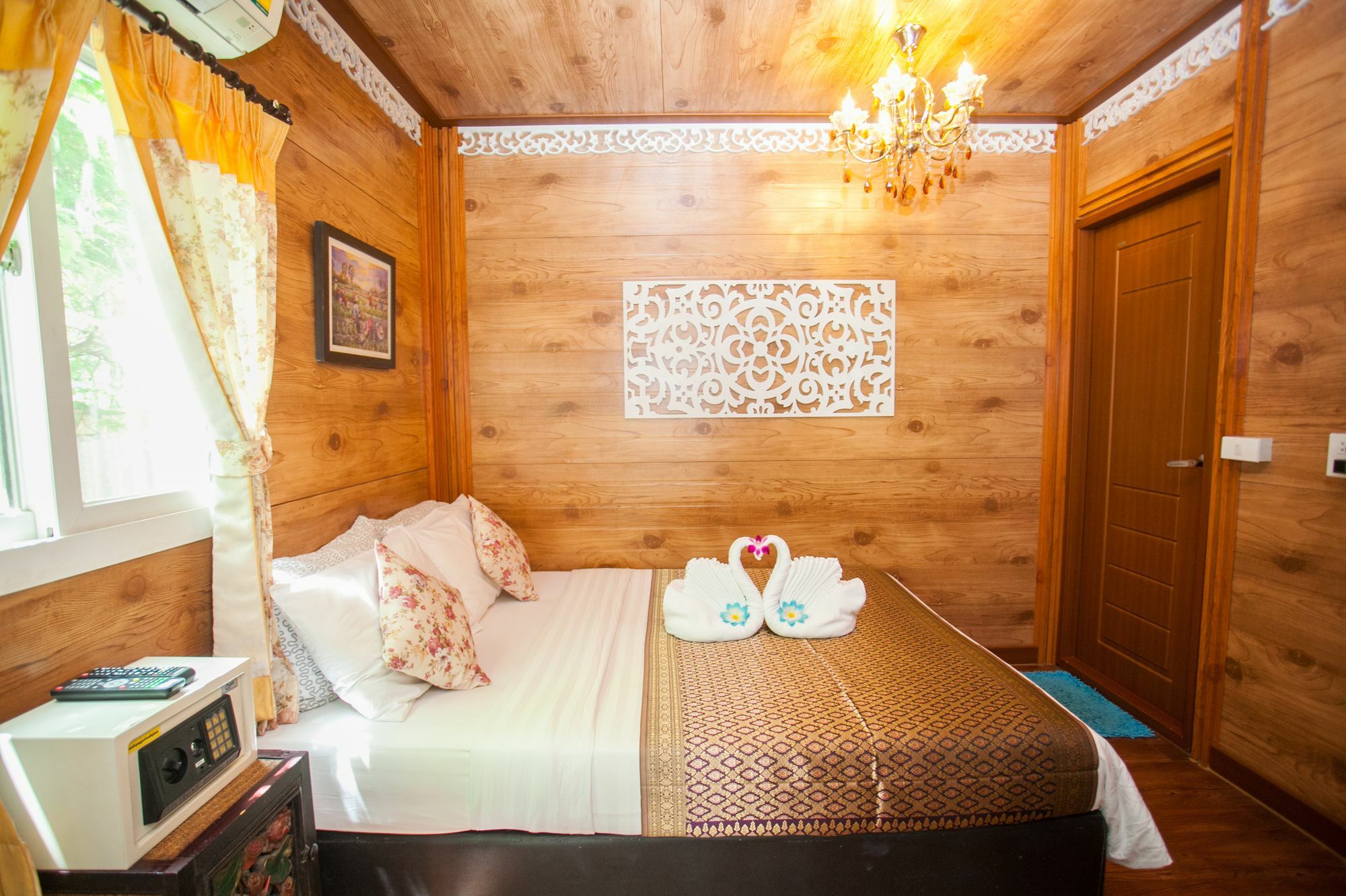 Hotel Laksameenarai Guesthouse - Hostel/Backpacker Accommodation 2*