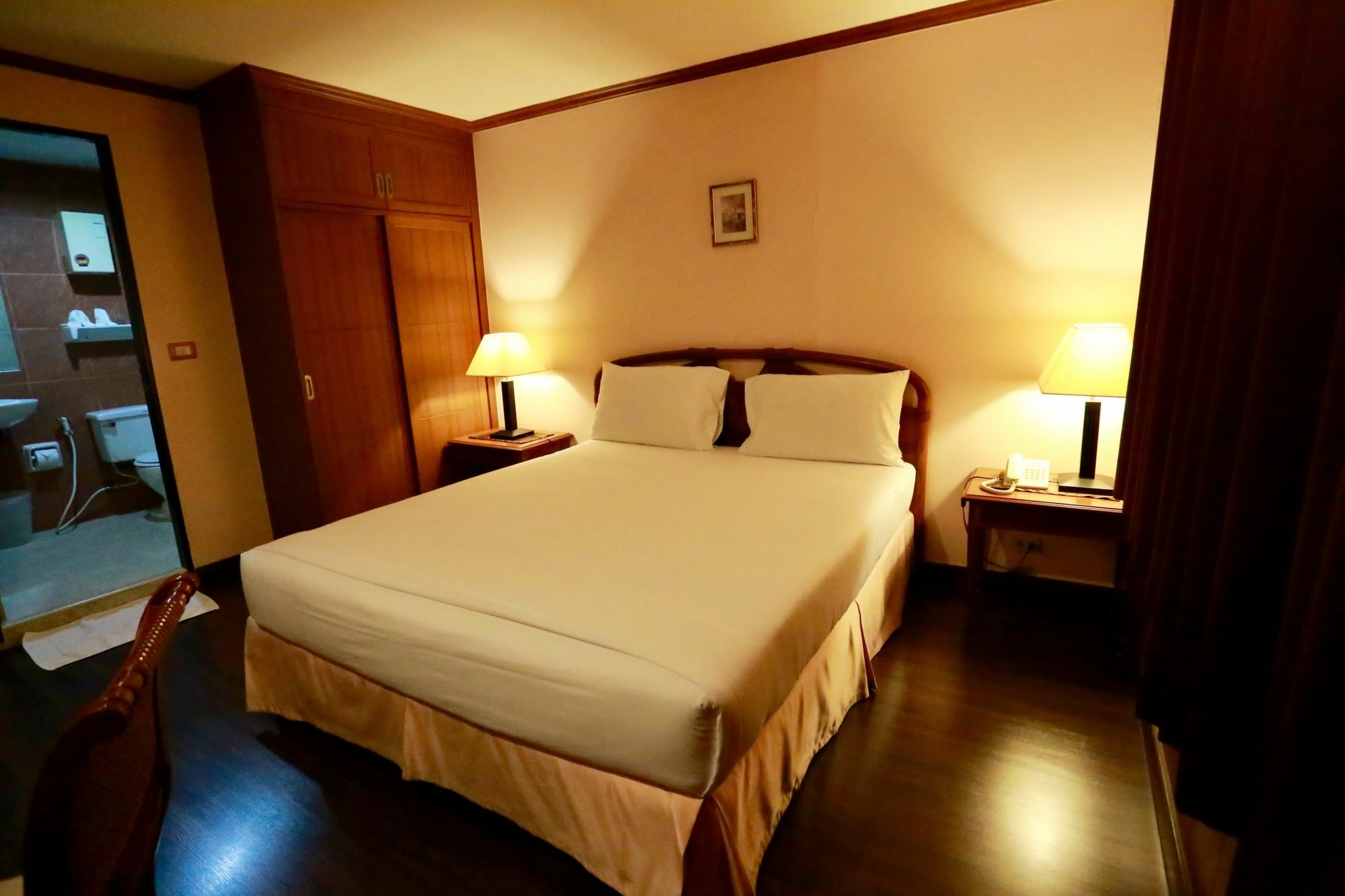 Hotel Travel Surawong (adults Only) Bangkok