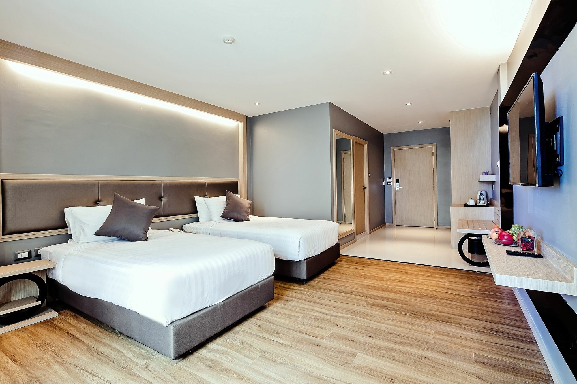 Hotel Three Sukhumvit - Sha Certified Bangkok