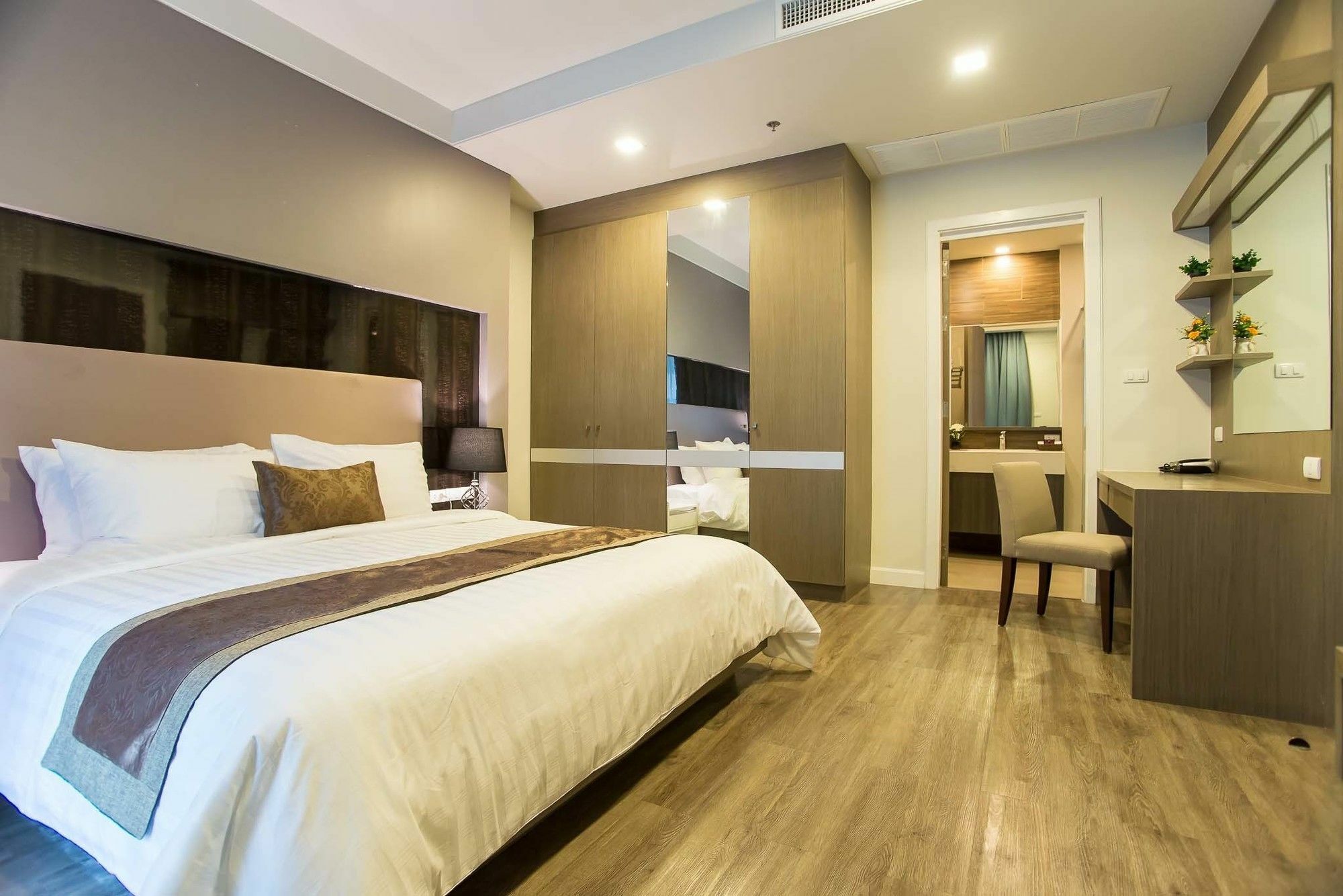 Metropolis Bangkok, Tapestry Collection By Hilton 4*