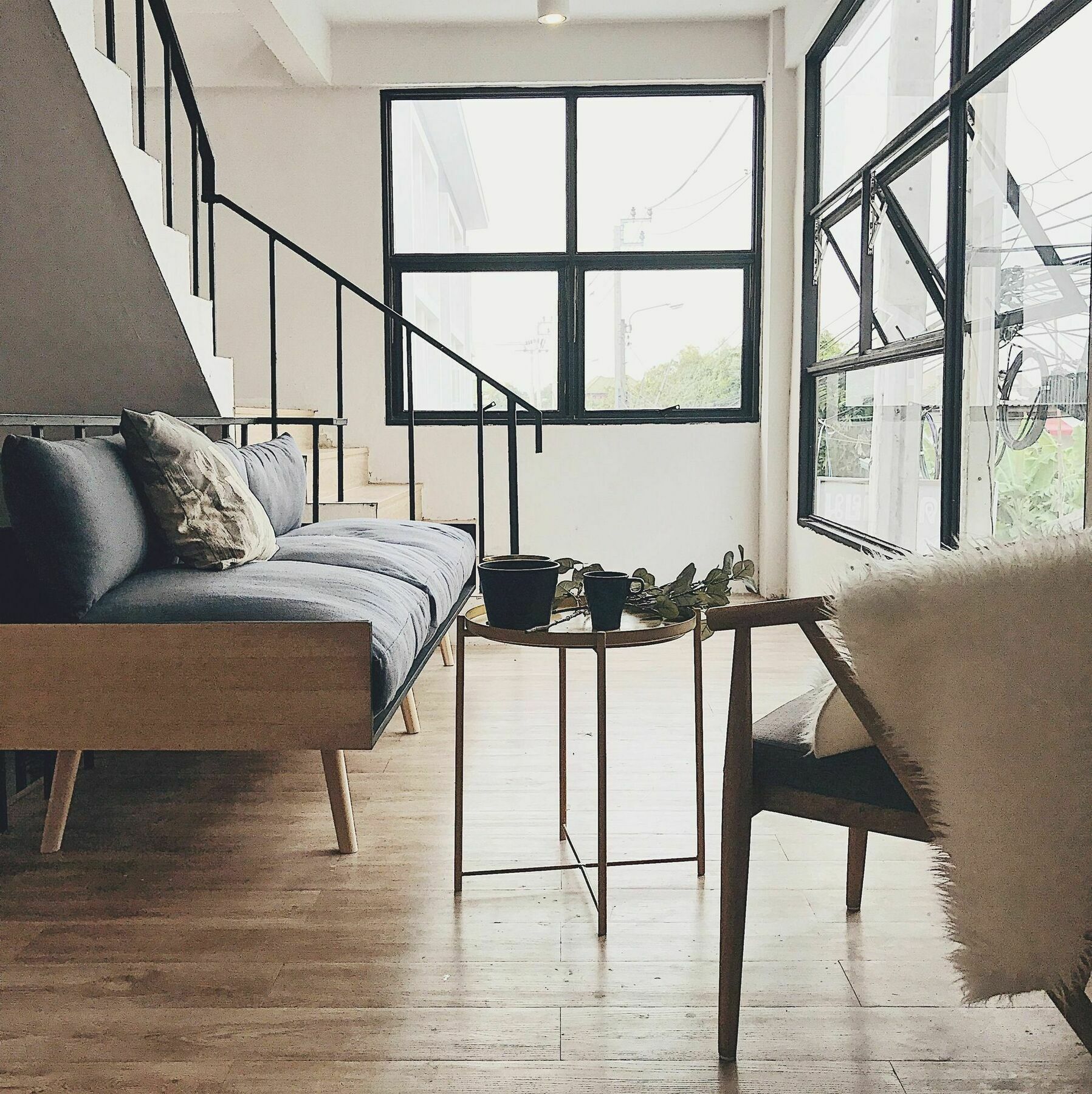 Asrama Beige Poshtels + Netflix *