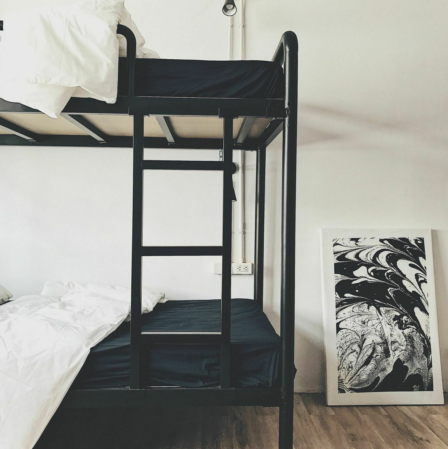 Beige Poshtels + Netflix Asrama Bangkok