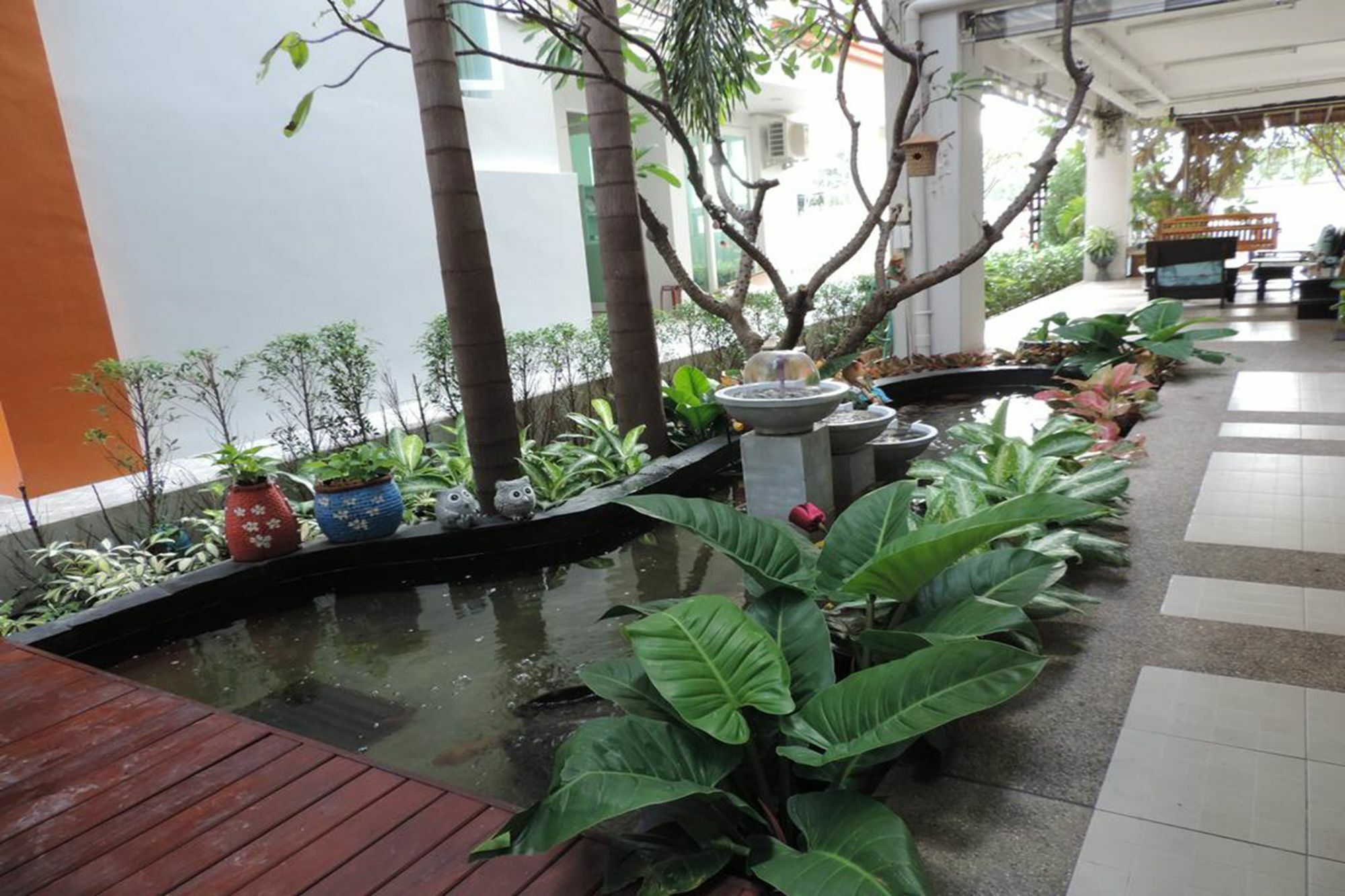 The Garden Living 3*