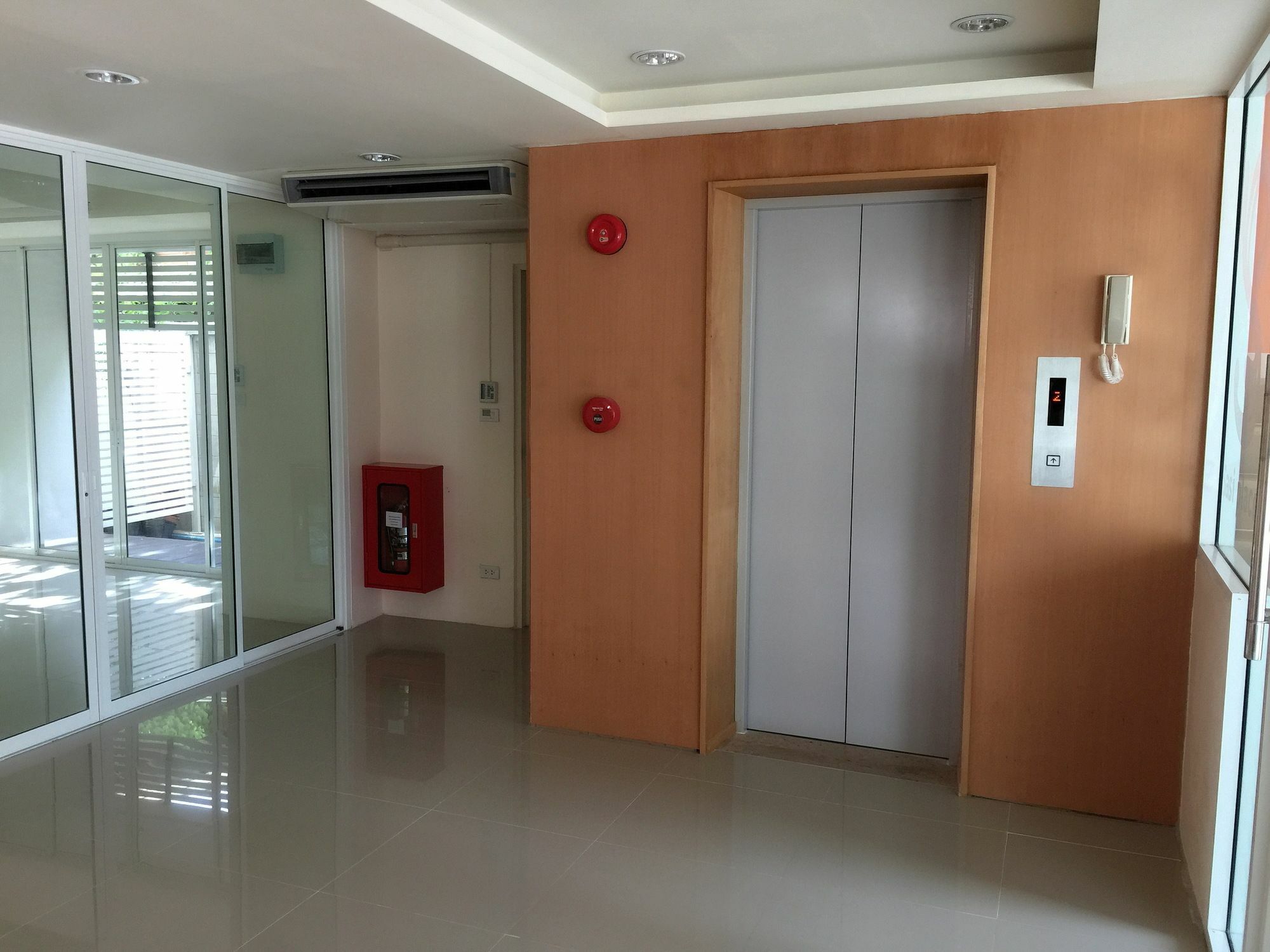 Sasi Place Apartment *