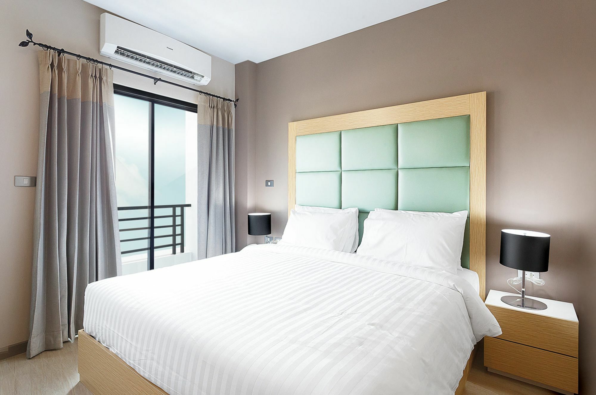 Point Hotel