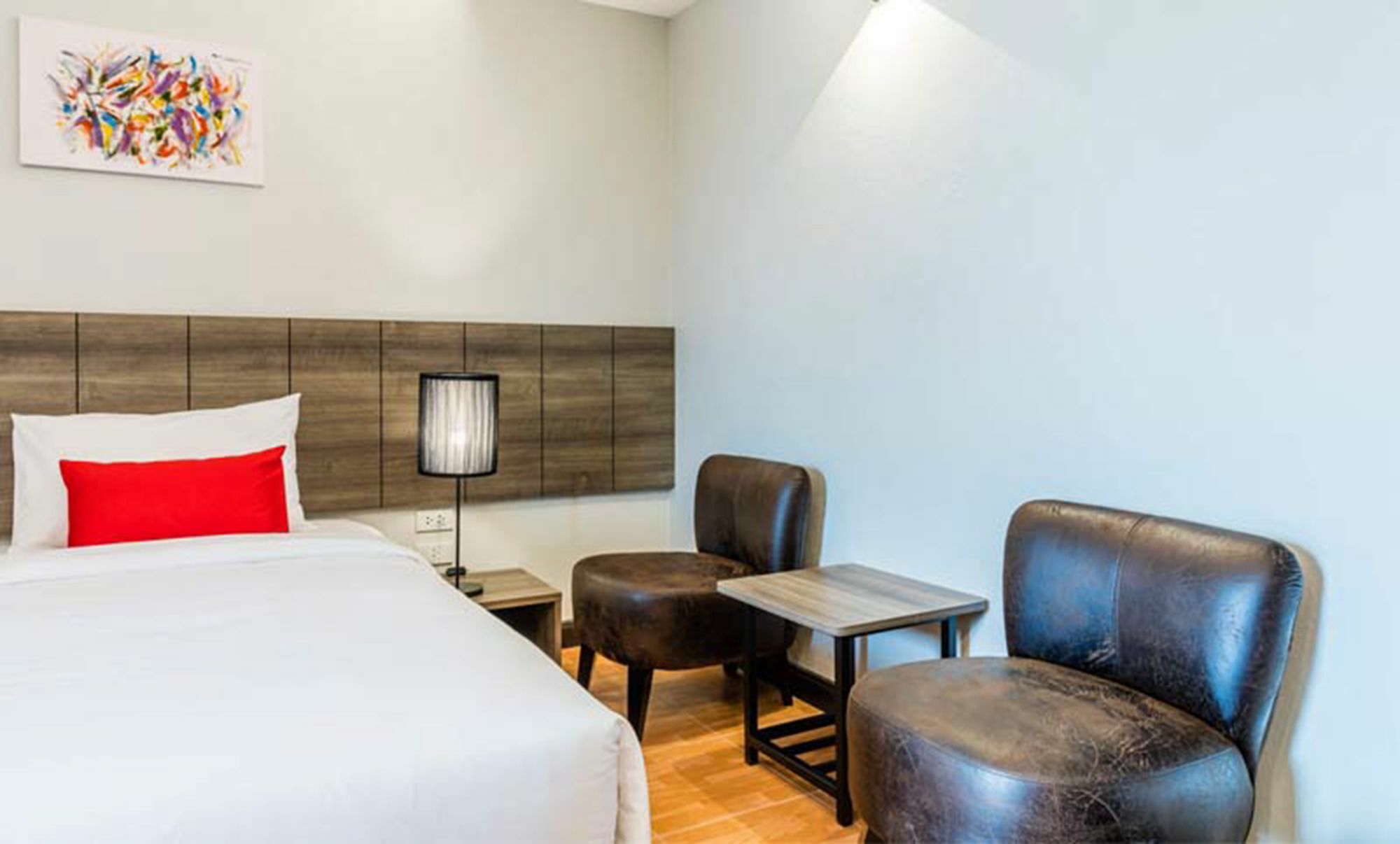 Hotel Livotel Hua Mak 4*
