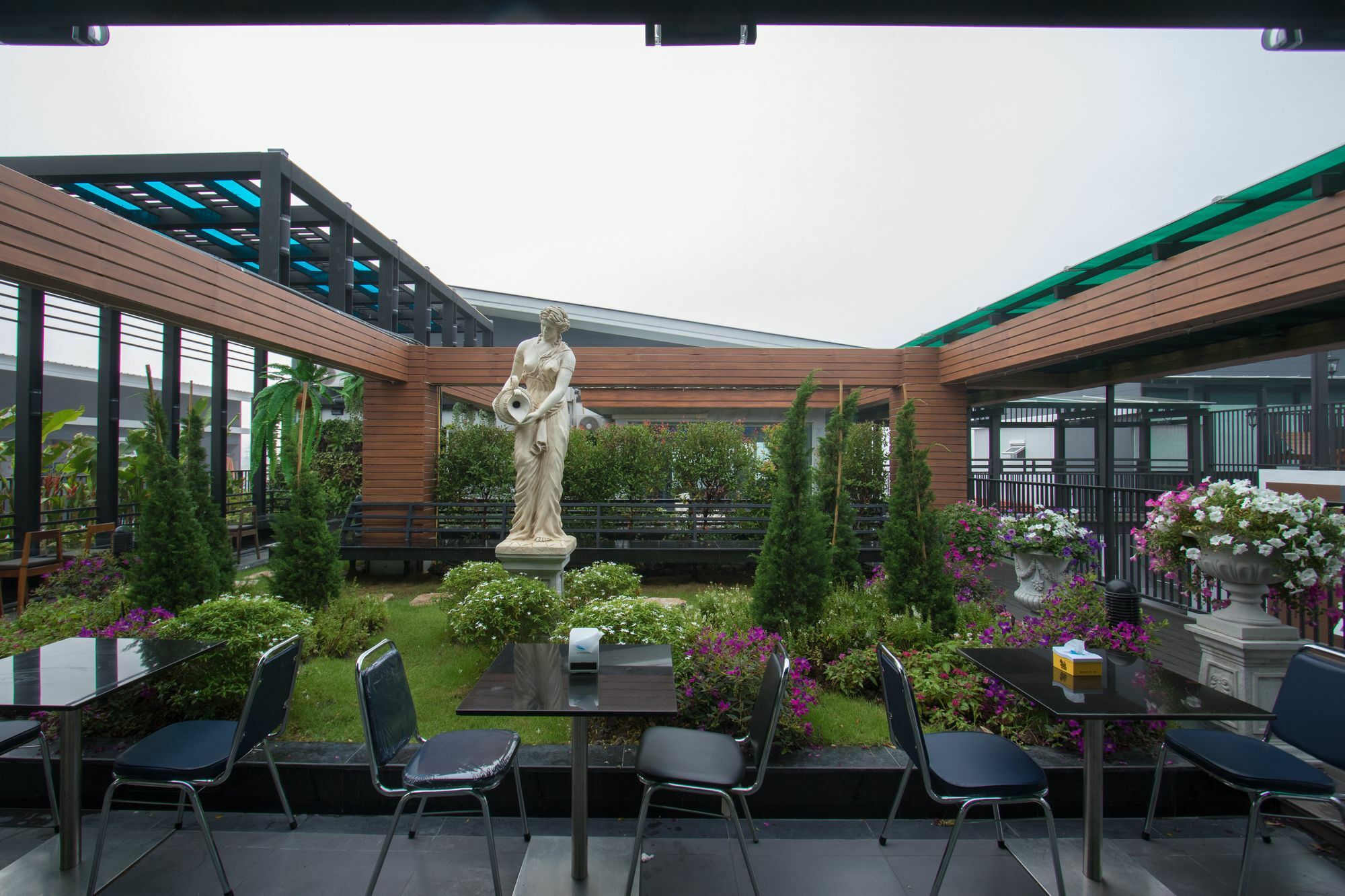 Hotel B-your Donmueang Airport -sha Certified Sha