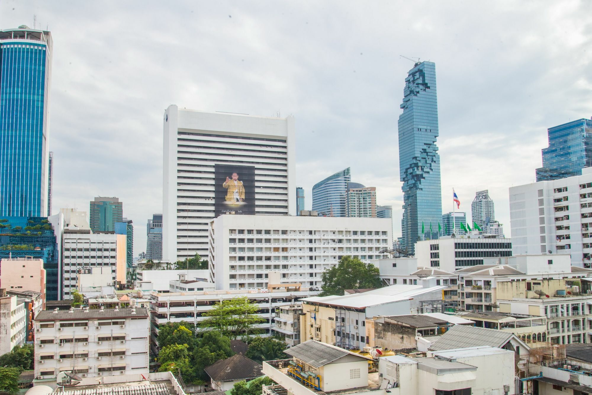 Apartment Tarntawan Place *