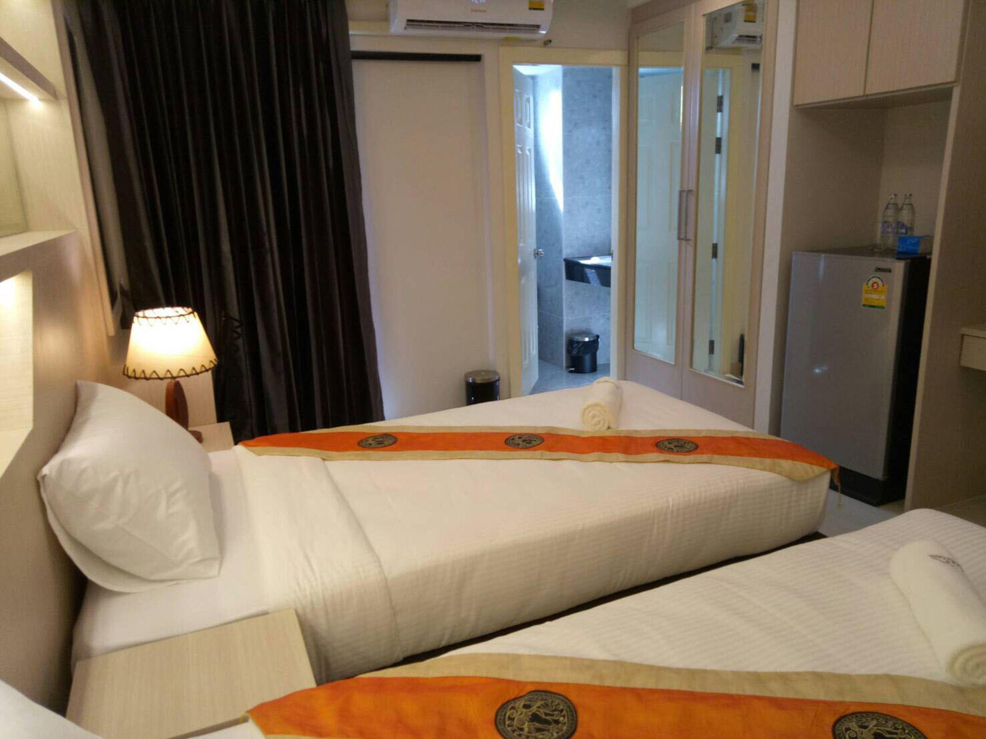 B-your Donmueang Airport -sha Certified Sha 4* Bangkok