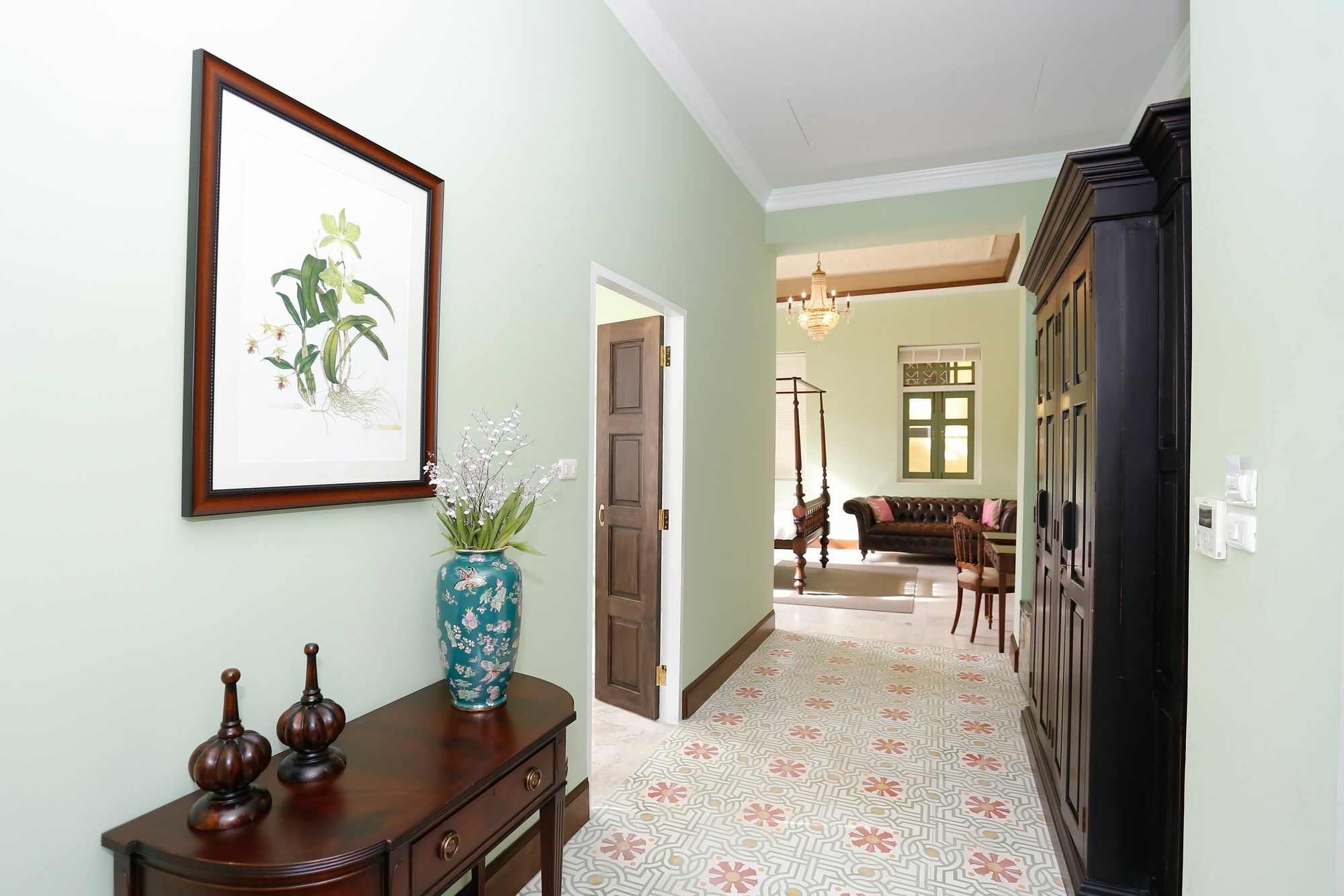 Baan 2459 Heritage House Hotel